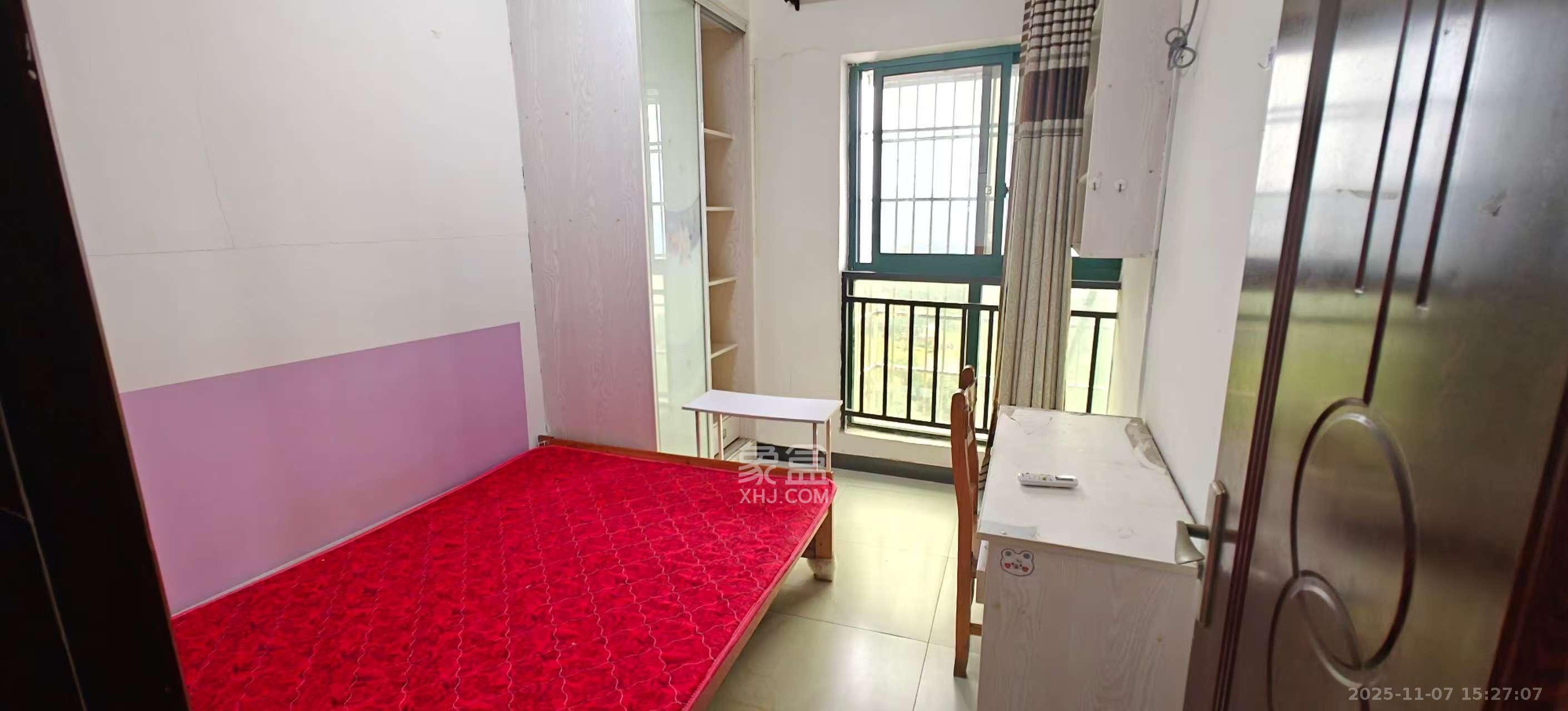 湖韵佳苑  1室1厅1卫    1500.0元/月室内图