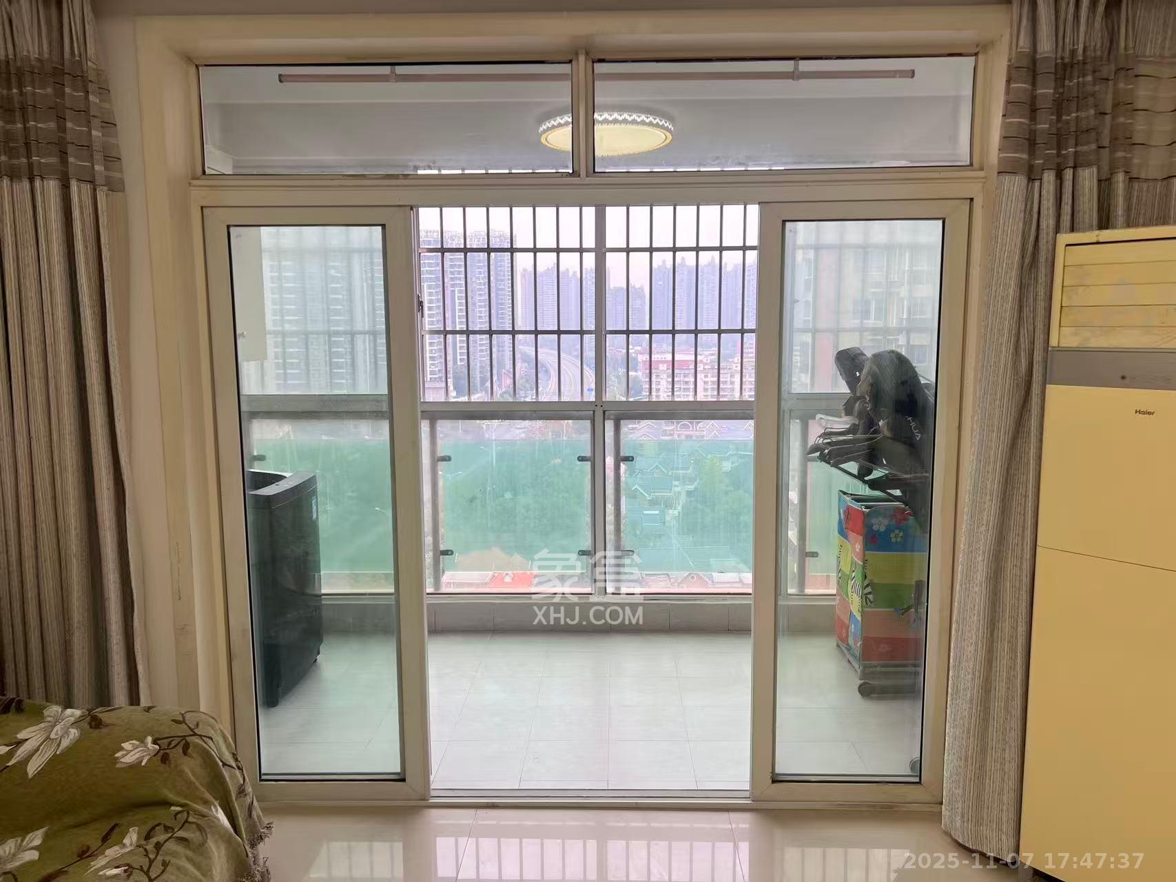 江临天下 2室2厅1卫 1980.0元/月 江临天下 2室2厅1卫 1980.0元/月室内图