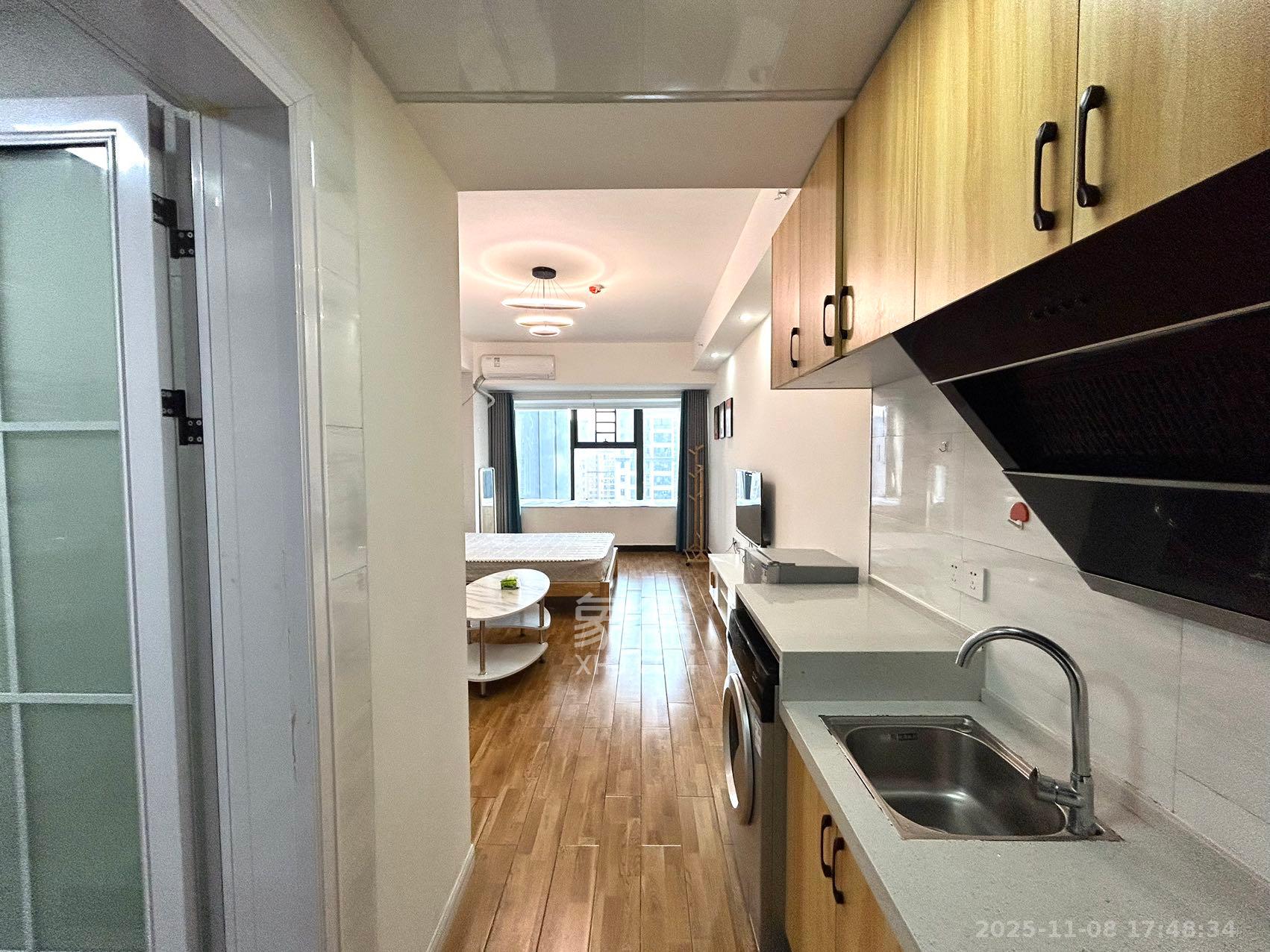 裕天国际商汇中心 1室1厅1卫 1300.0元/月 裕天国际商汇中心 1室1厅1卫 1300.0元/月室内图