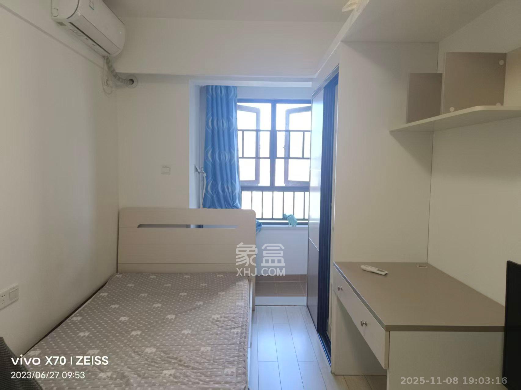 万科金域缇香 1室1厅1卫 1300.0元/月 万科金域缇香 1室1厅1卫 1300.0元/月室内图