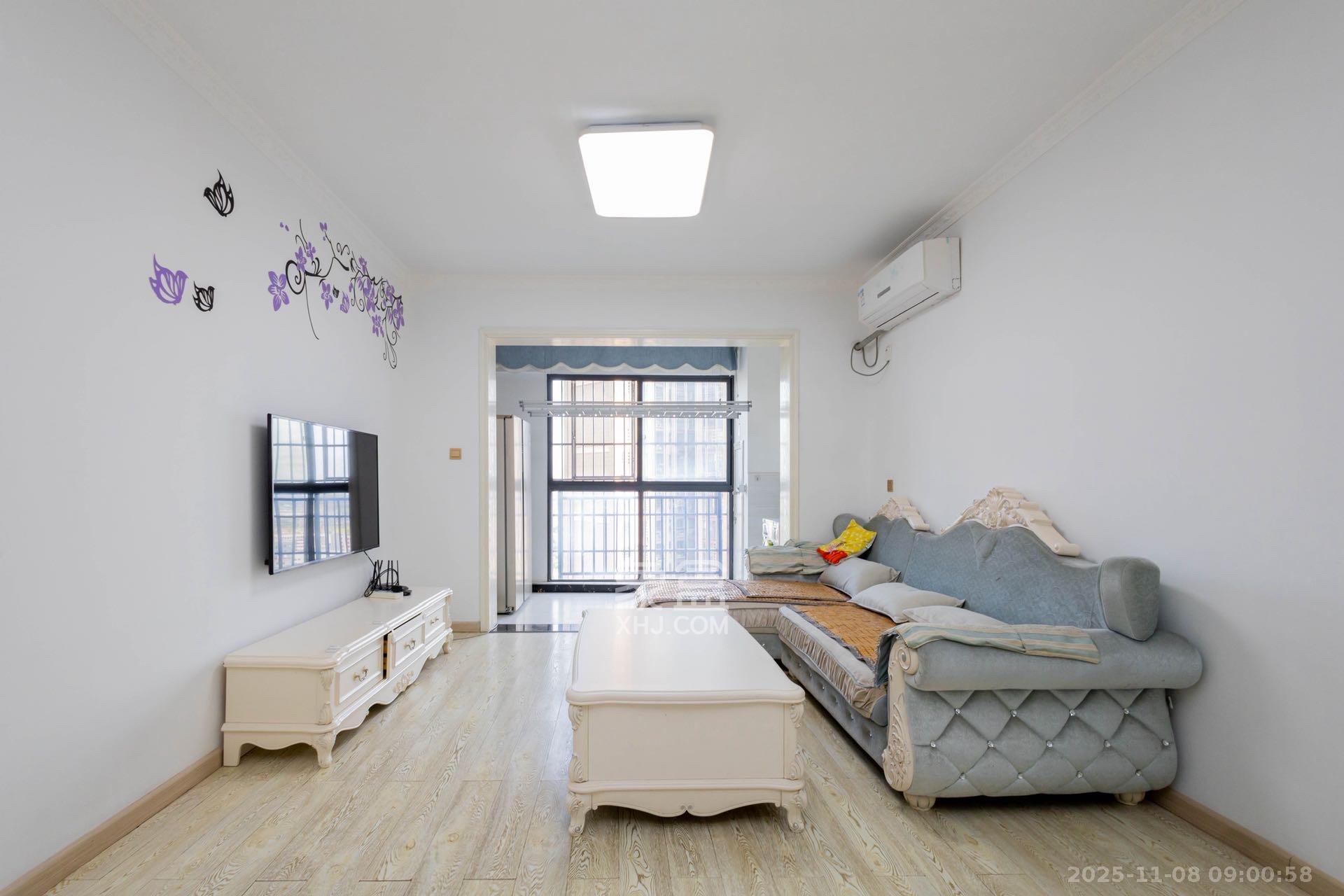 领东汇  3室2厅1卫    1900.0元/月