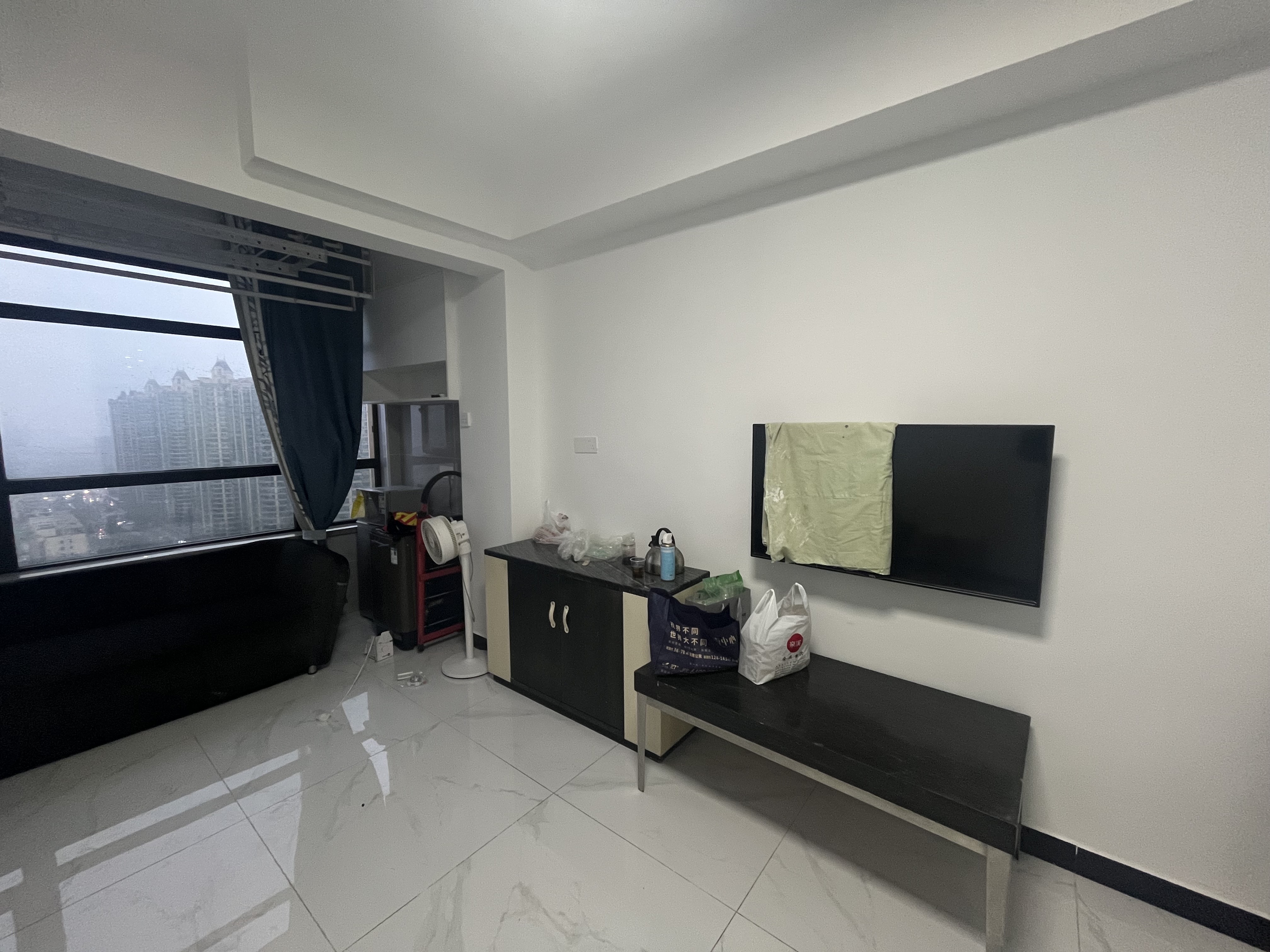 湘运大厦  1室1厅1卫    1100.0元/月