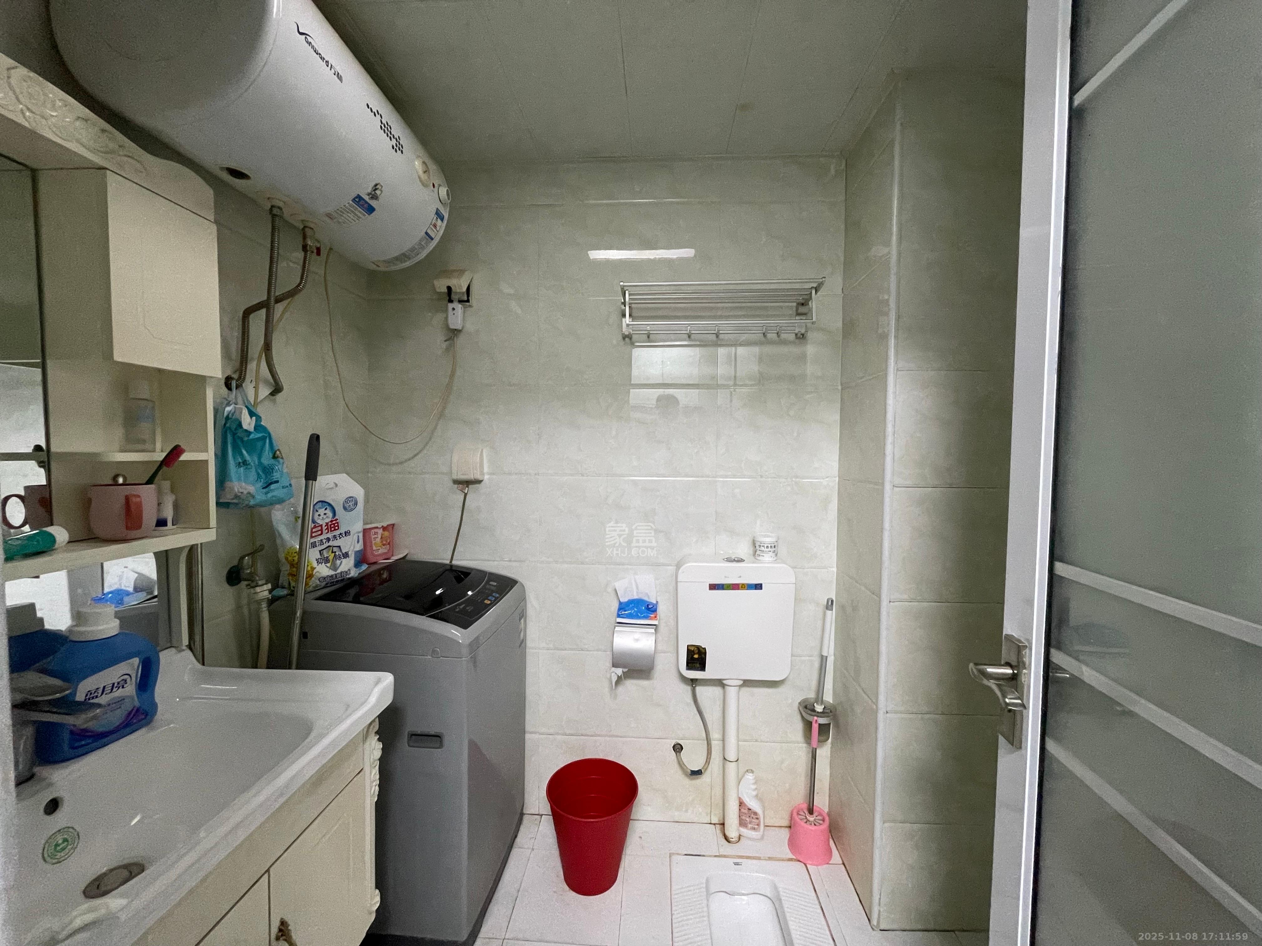 达美D6区  1室1厅1卫    1400.0元/月室内图