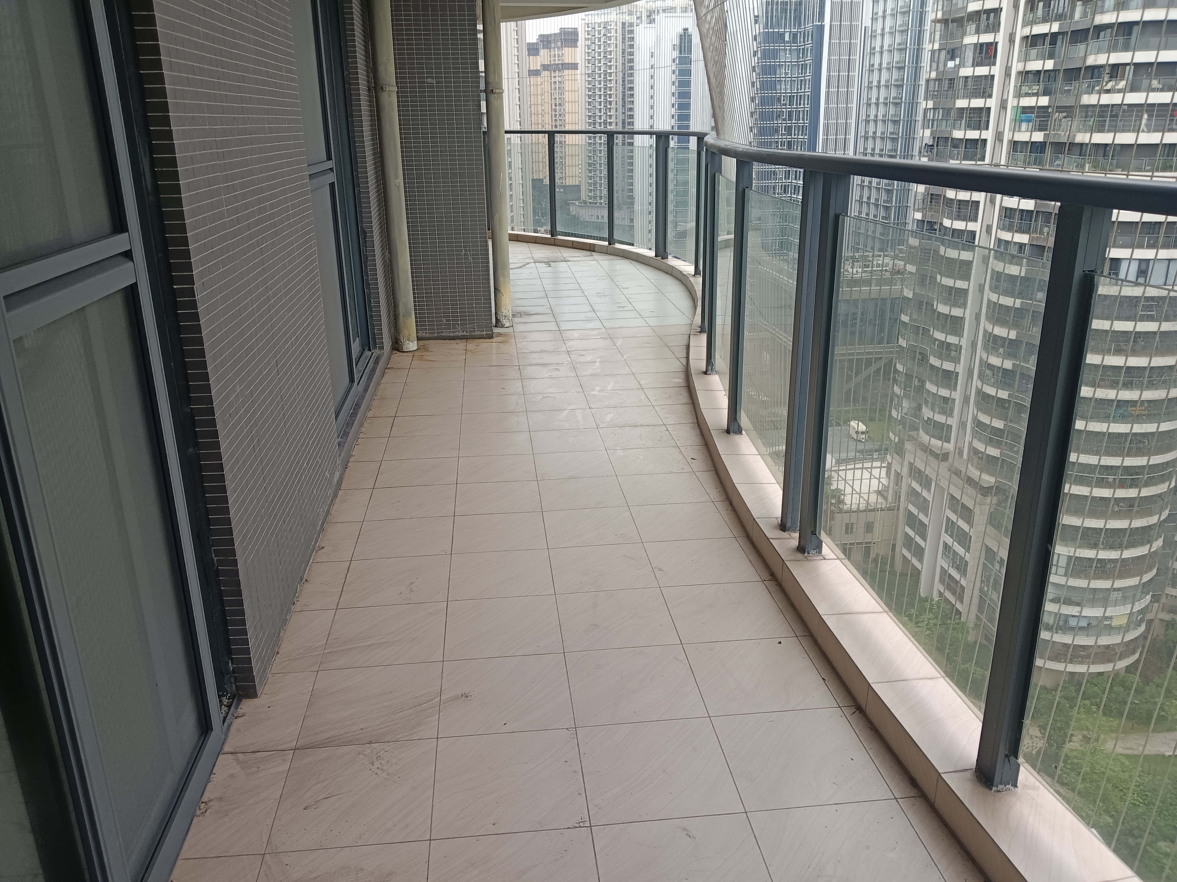 滨海幸福里  3室2厅2卫    3800.0元/月室内图