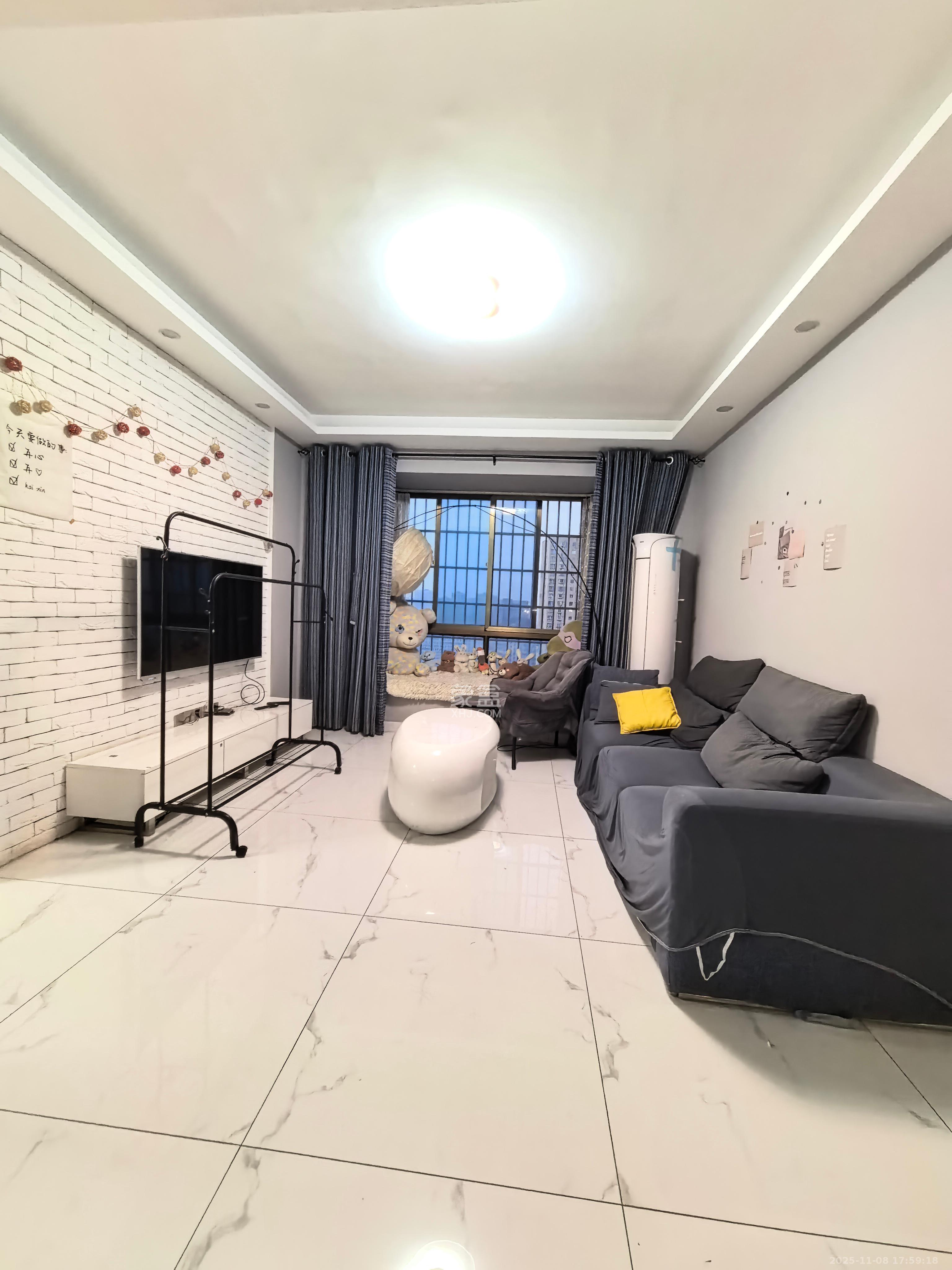 四方水岸(世方水岸)  2室2厅1卫    2300.0元/月