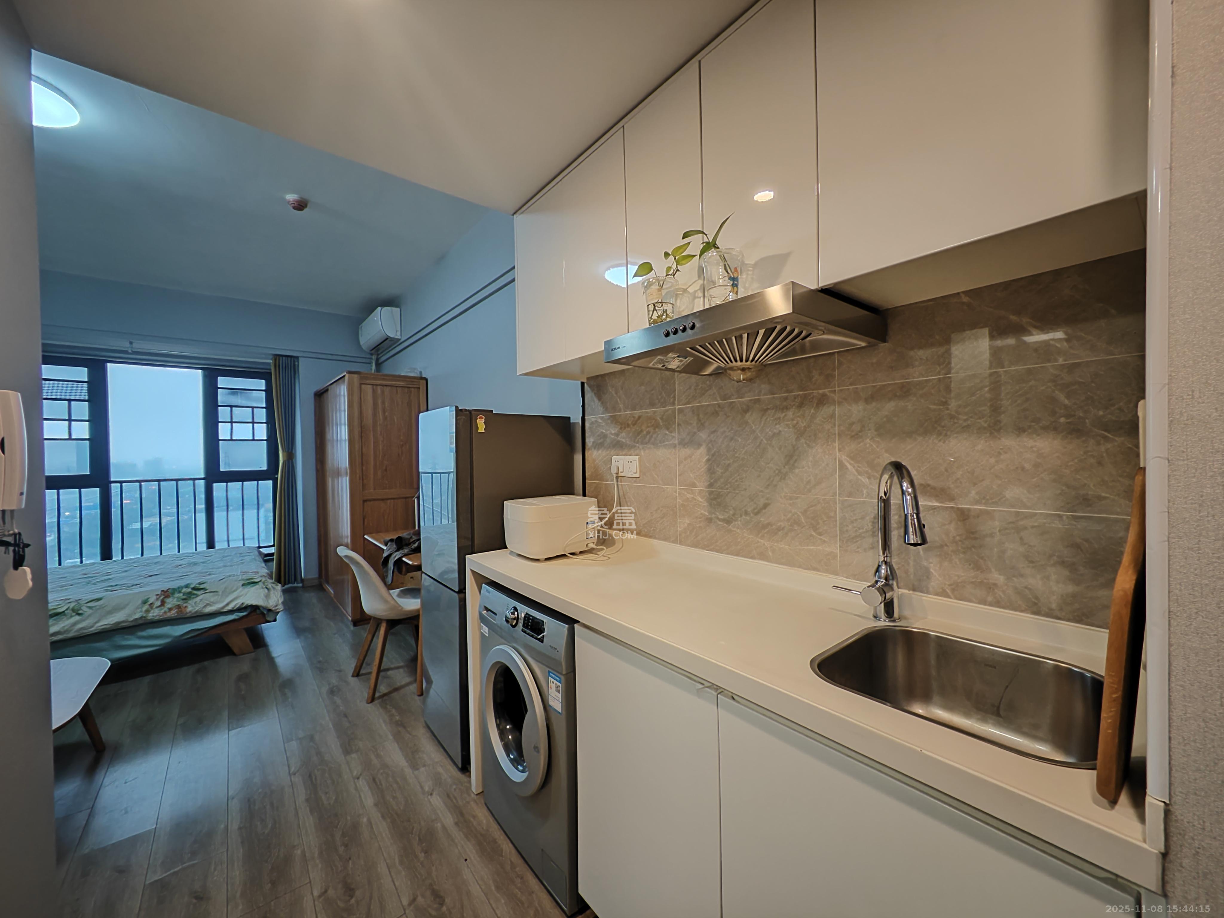 新城和樾（新城和樾公馆）  1室1厅1卫    1200.0元/月室内图