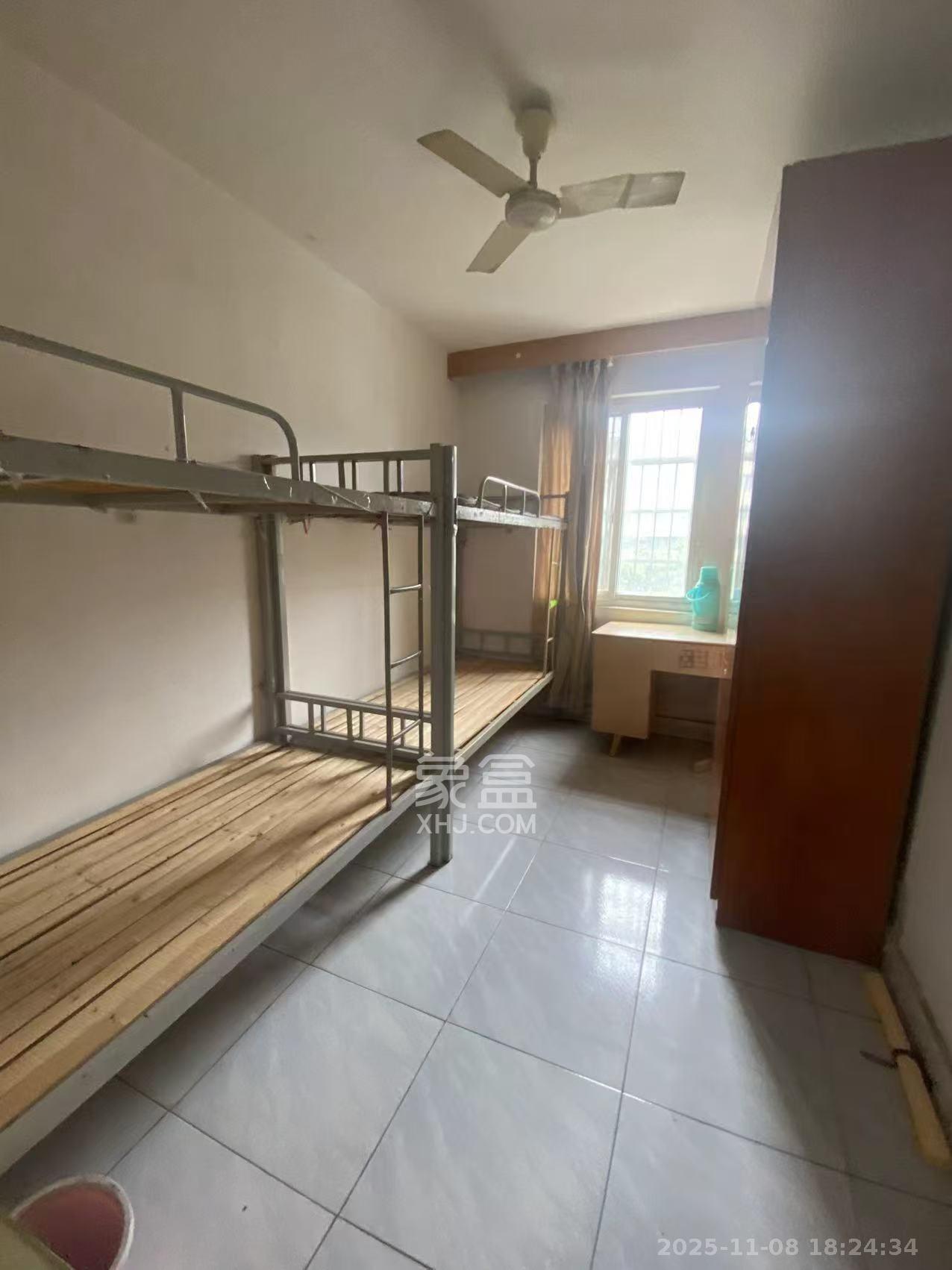 粮贸大厦  2室1厅1卫    2500.0元/月室内图