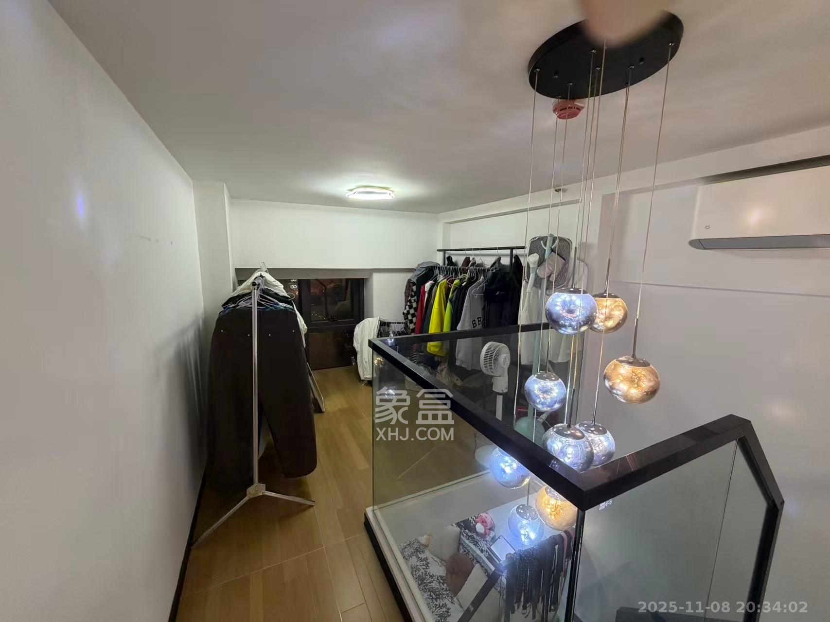 珠江花城好世界  1室1厅1卫    2000.0元/月室内图