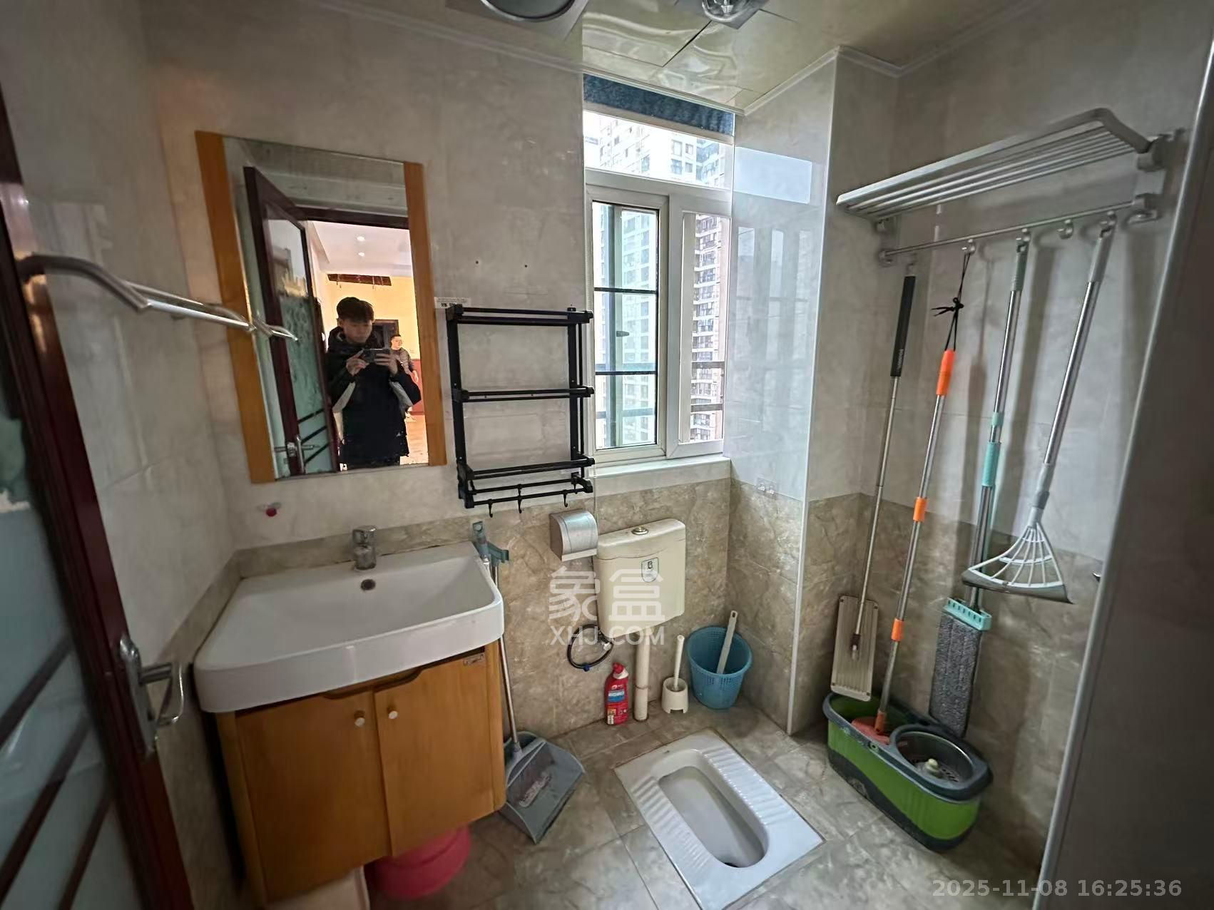 沁园春御院 3室2厅2卫 2800.0元/月 沁园春御院 3室2厅2卫 2800.0元/月室内图