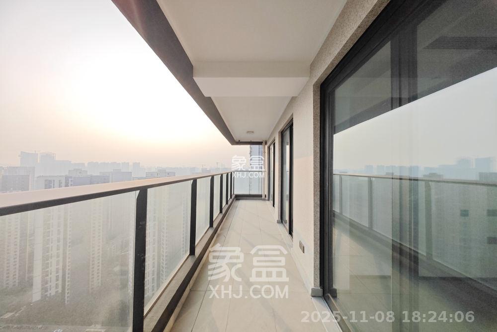 万科魅力之城 4室2厅2卫 3600.0元/月 万科魅力之城 4室2厅2卫 3600.0元/月室内图