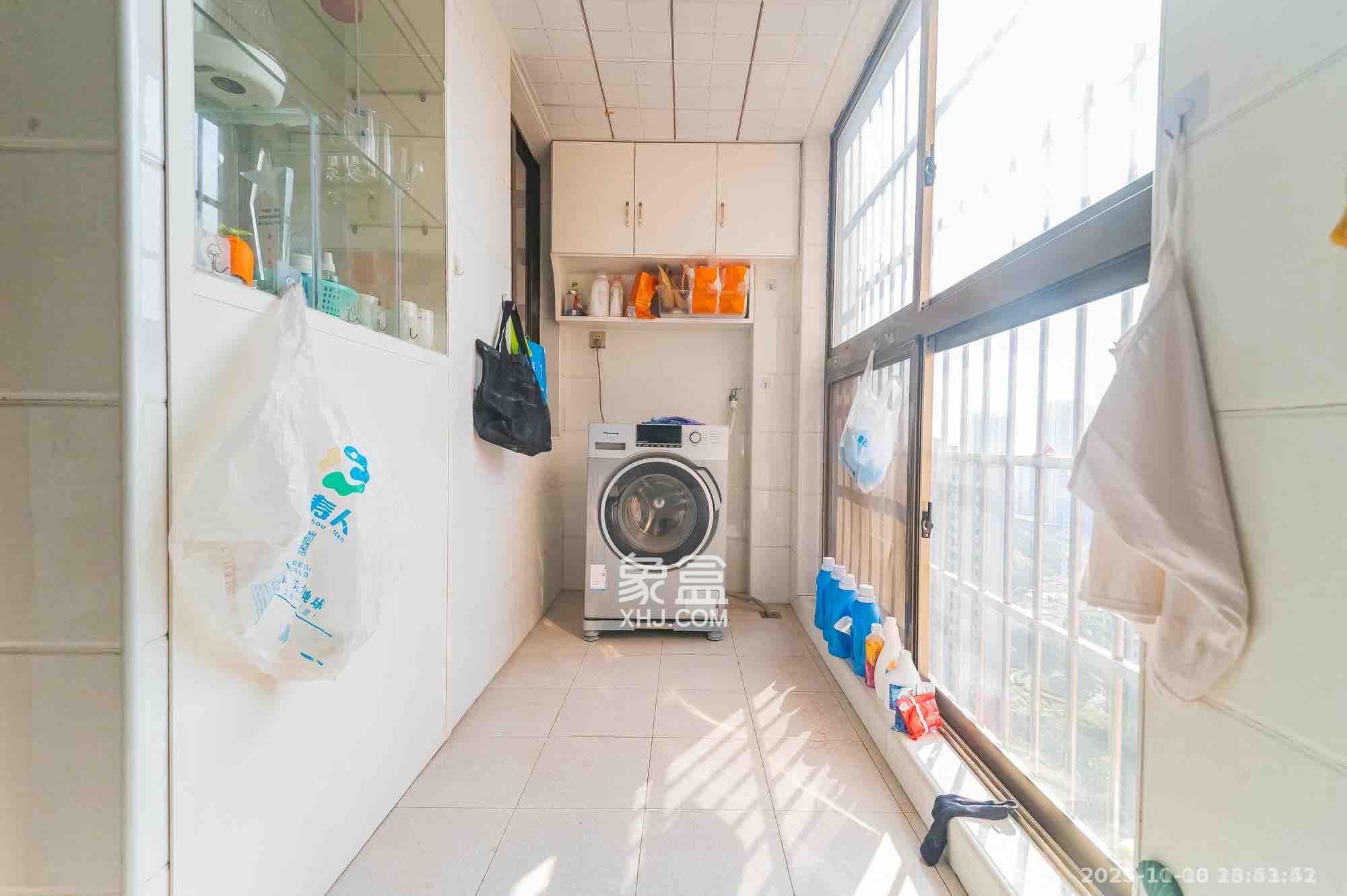 家和院  4室2厅1卫    2800.0元/月室内图