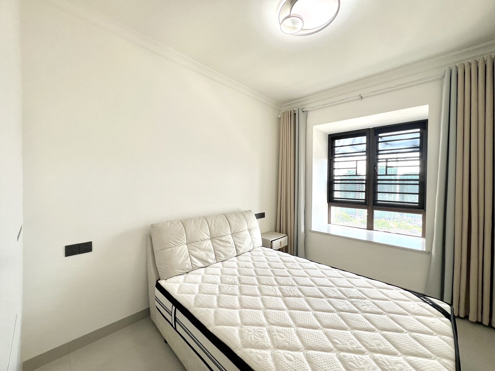 海航豪庭北苑  5室2厅2卫    8800.0元/月室内图