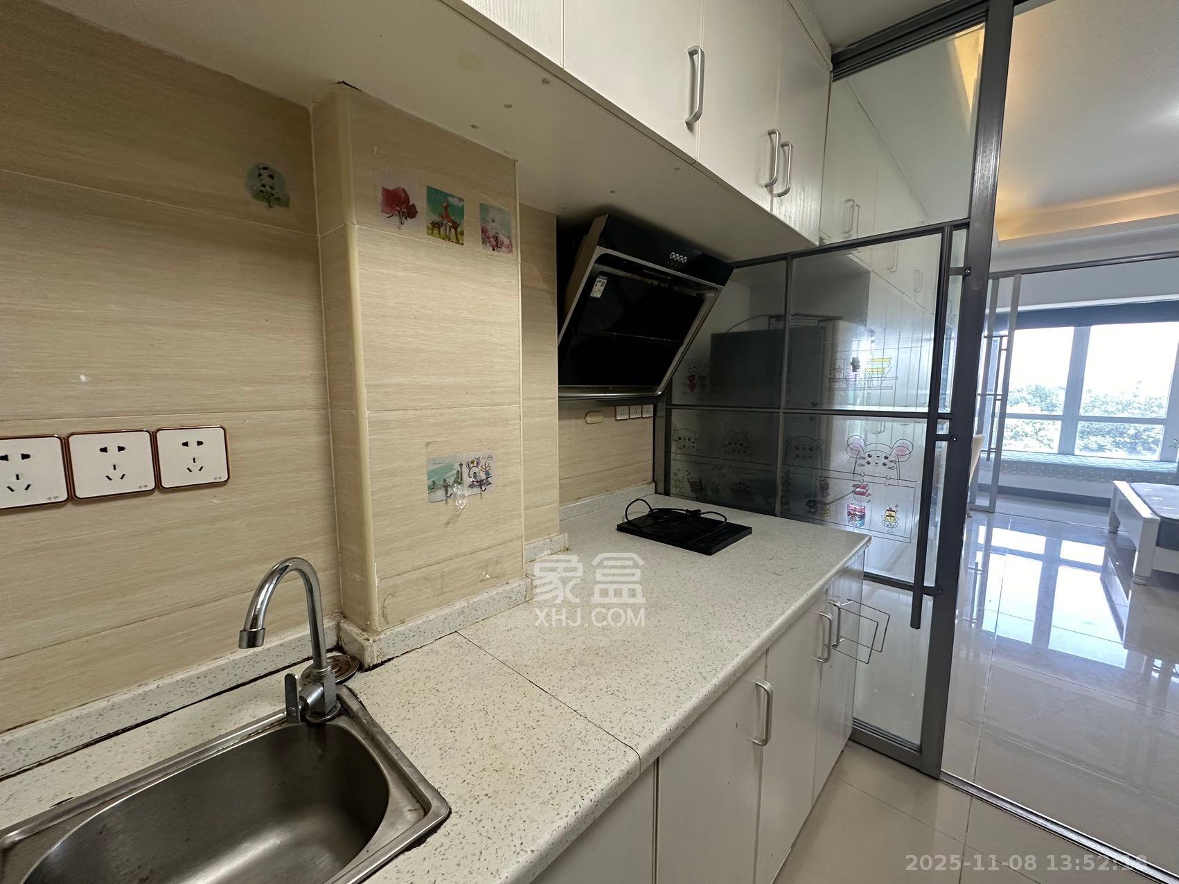 美利新世界  1室1厅1卫    1200.0元/月室内图