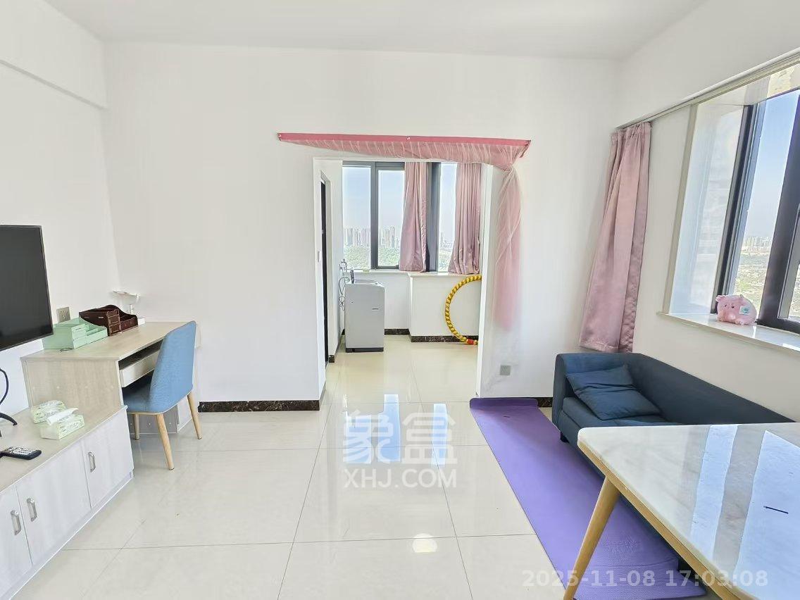 未来漫城  1室1厅1卫    1500.0元/月