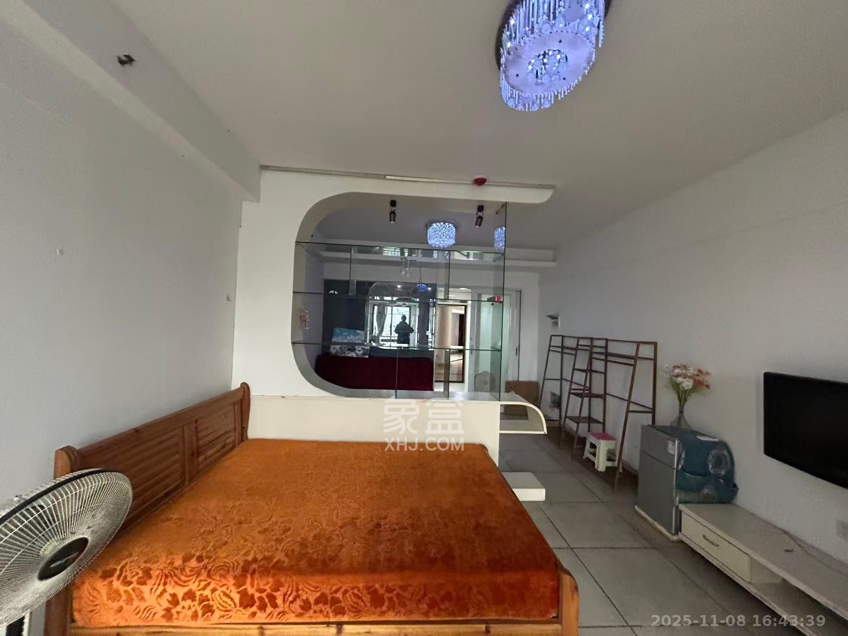 德庆水韵山城  1室1厅1卫    1100.0元/月