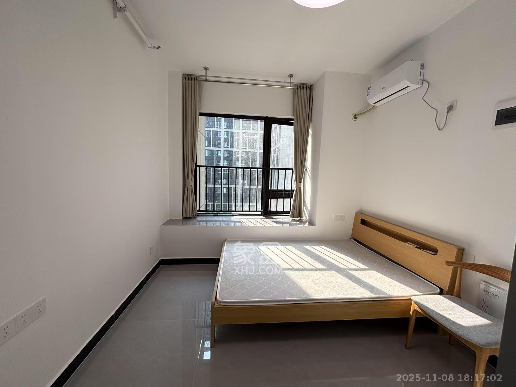 新城悦隽公园  1室1厅1卫    1250.0元/月