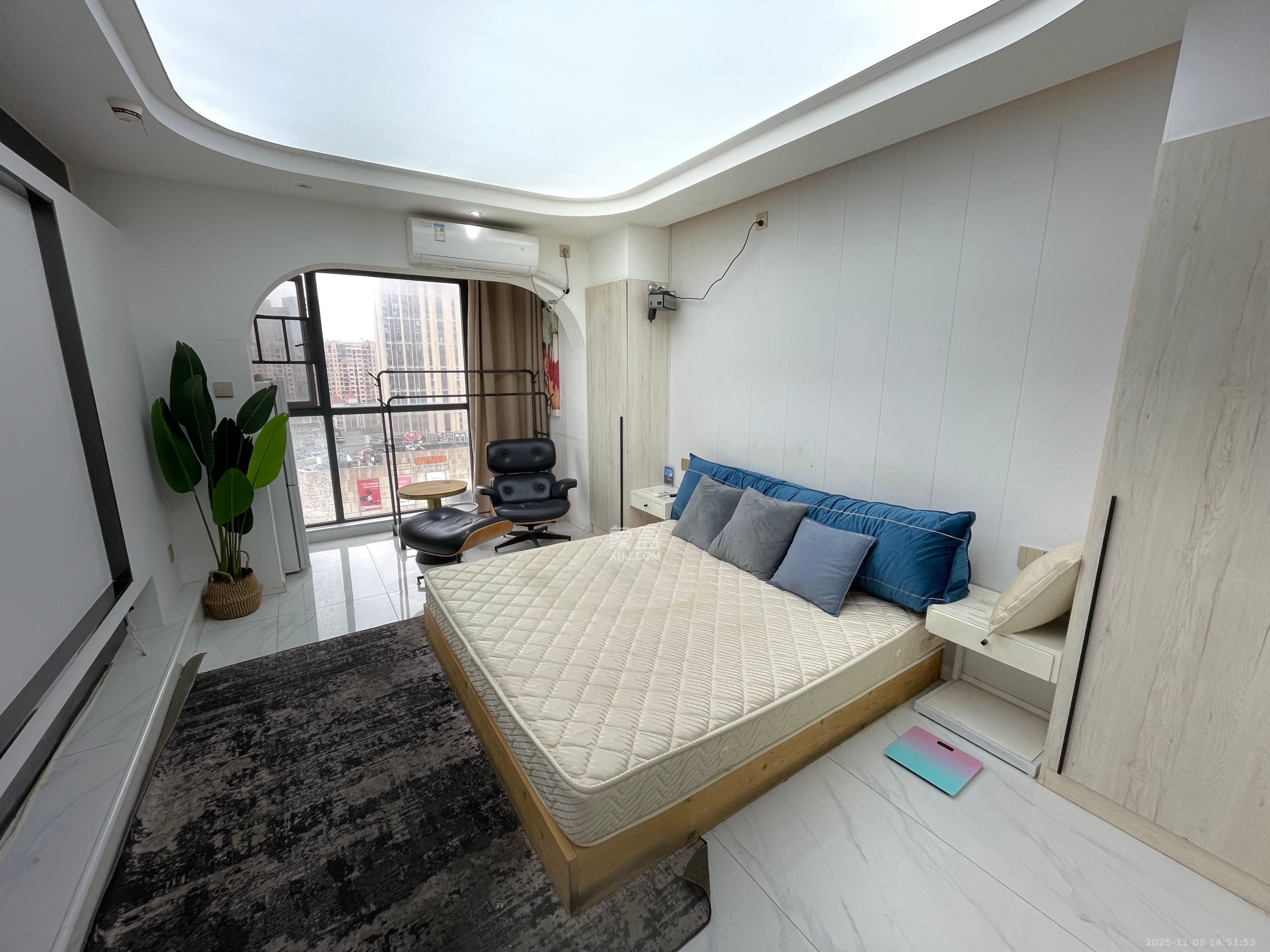 美林美寓  1室1厅1卫    1600.0元/月室内图