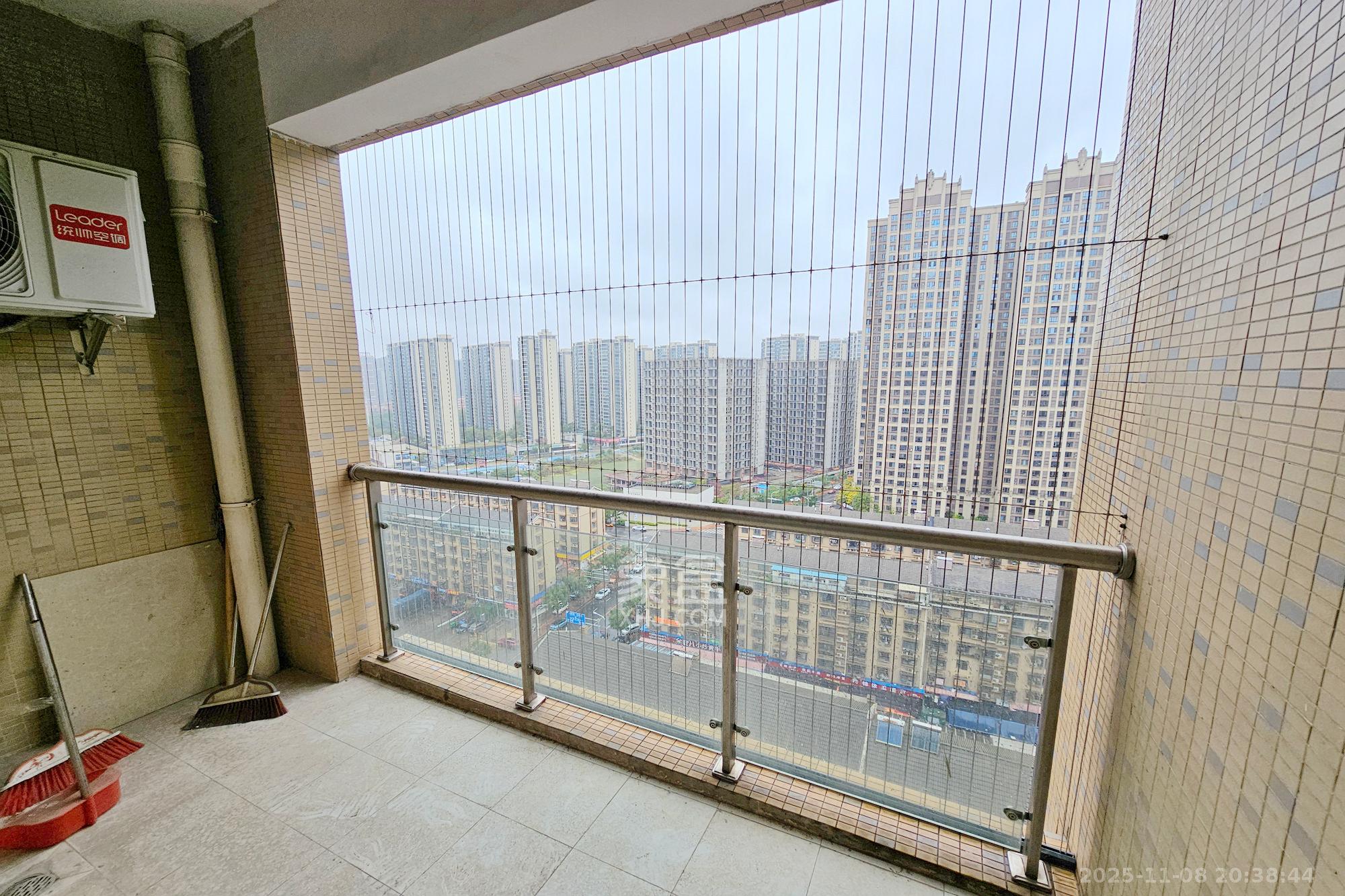 新华都万家城  3室2厅2卫    110.0万其他