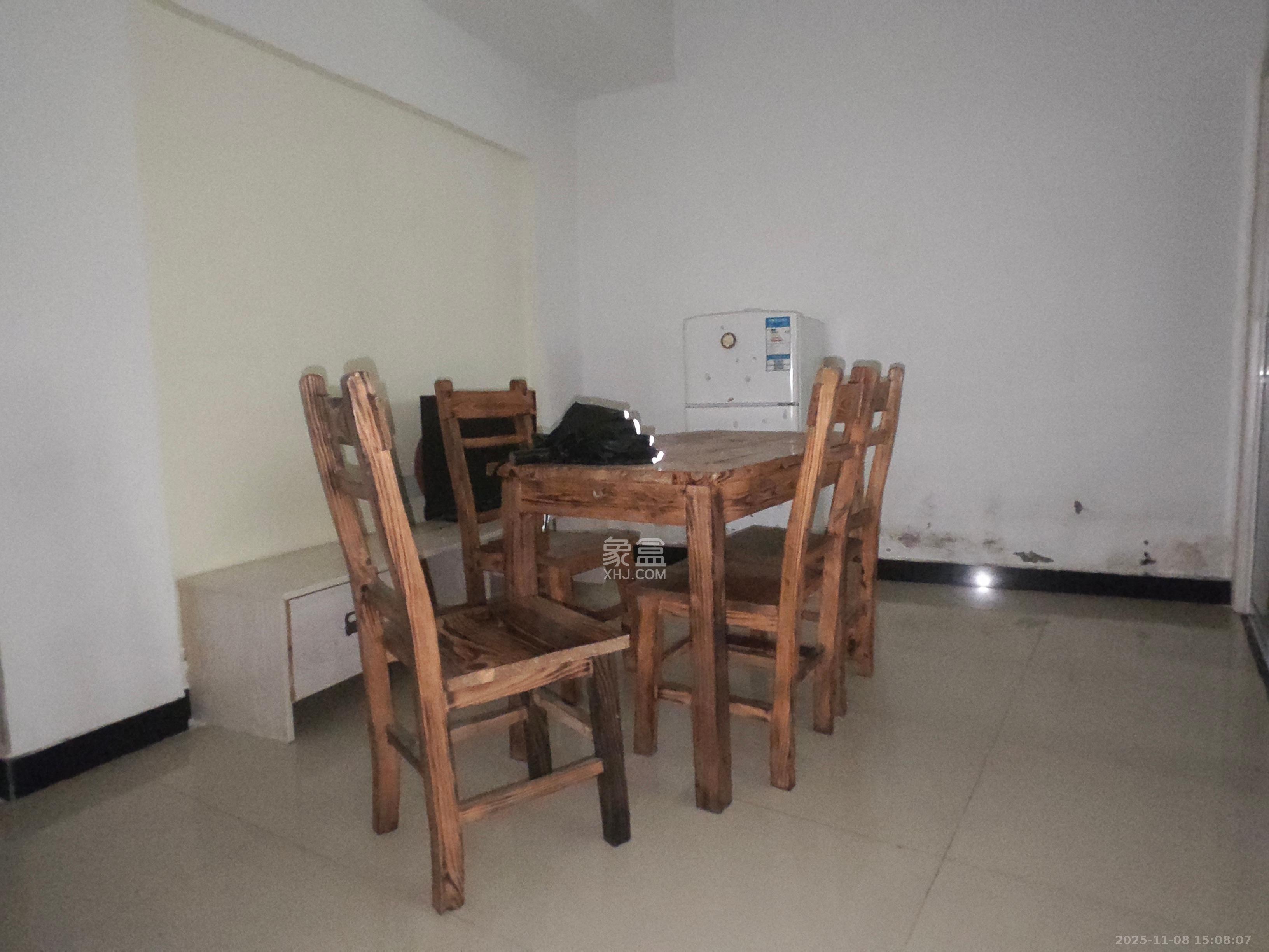 湖韵佳苑 1室1厅1卫 1600.0元/月 湖韵佳苑 1室1厅1卫 1600.0元/月室内图