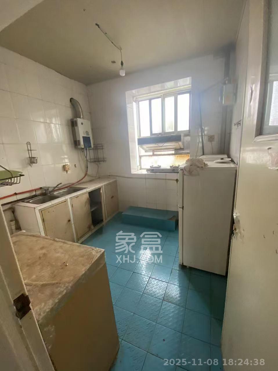 粮贸大厦 2室1厅1卫 2500.0元/月 粮贸大厦 2室1厅1卫 2500.0元/月室内图