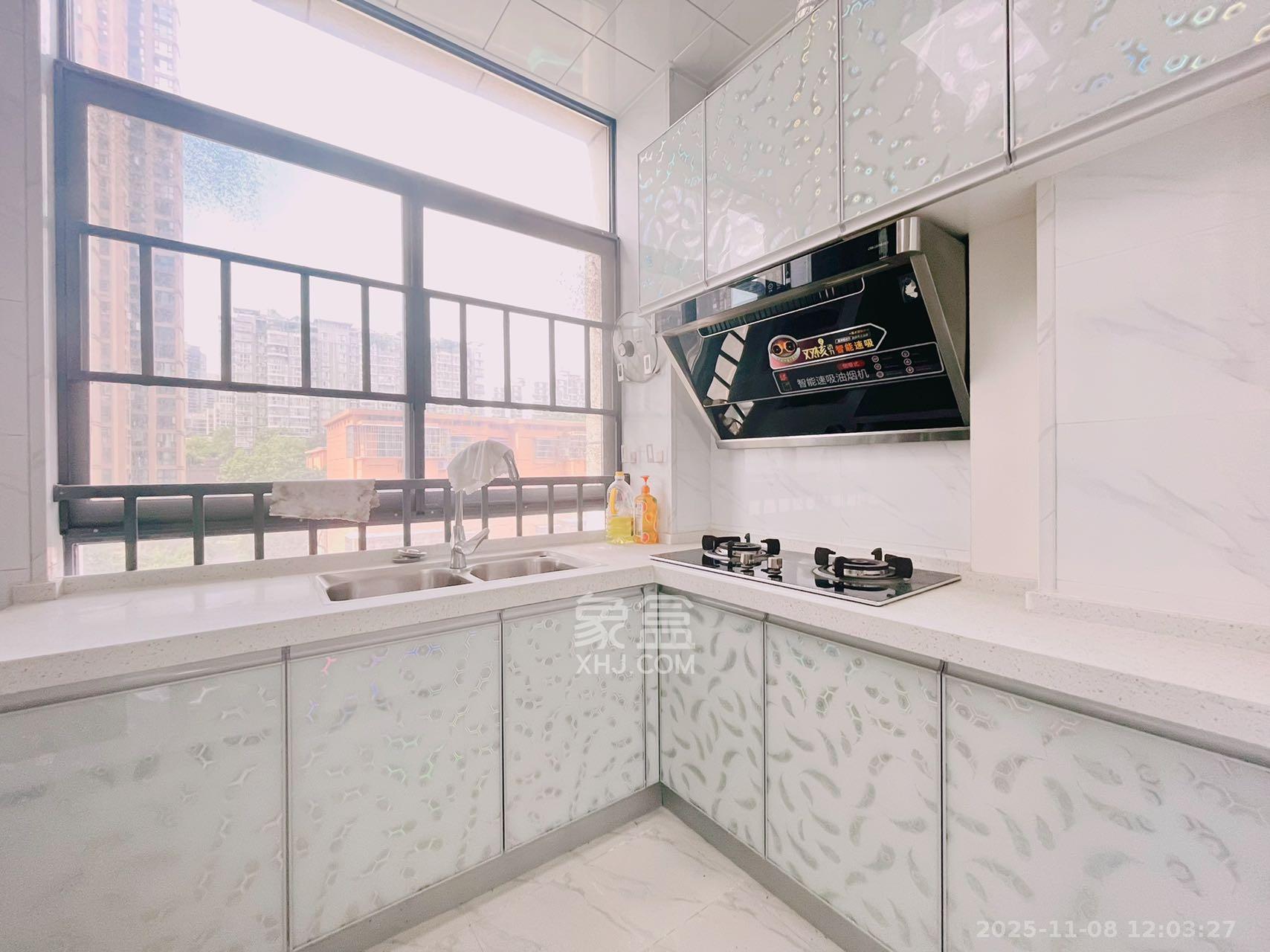 江南华府 1室0厅0卫 1550.0元/月 江南华府 1室0厅0卫 1550.0元/月室内图