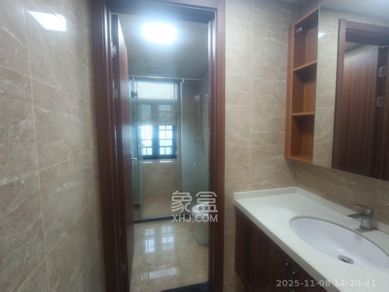 万润滨江天著  4室2厅1卫    3000.0元/月室内图