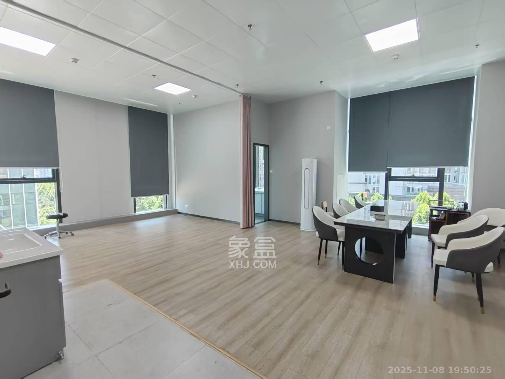 广大商务大厦  1室1厅1卫    3500.0元/月