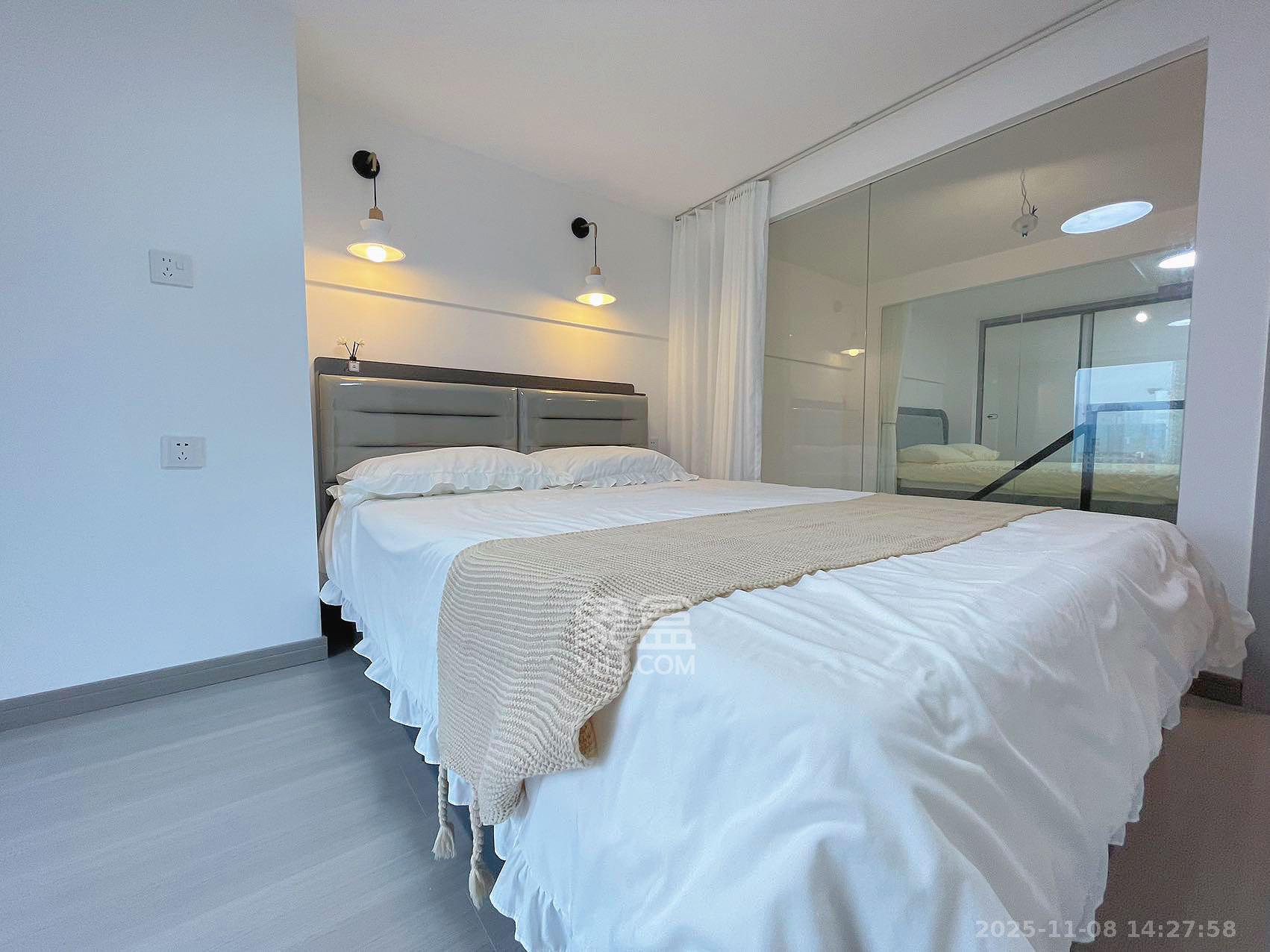 佳兆业云顶都汇  1室1厅1卫    2400.0元/月室内图