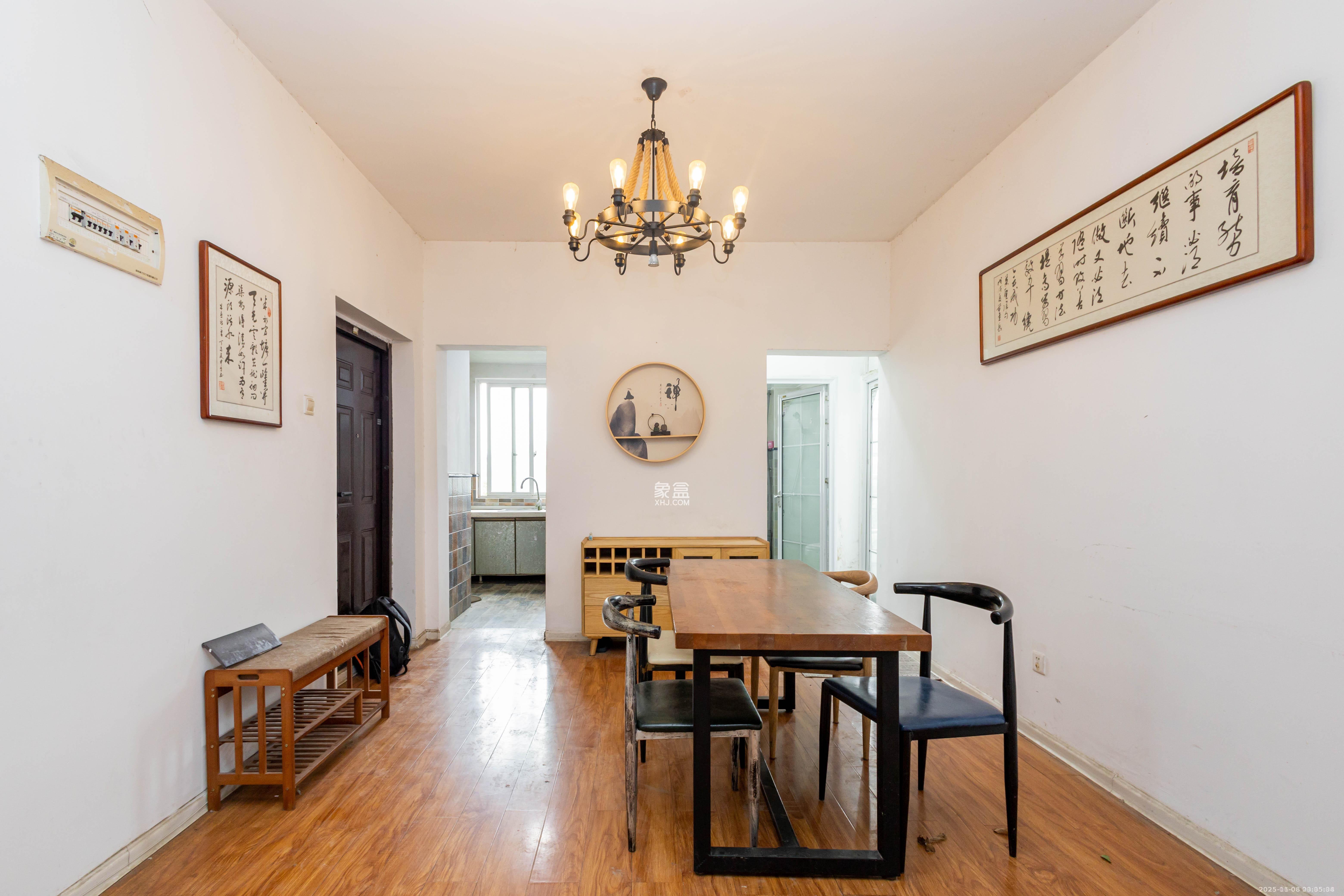 星城福邸（雄天朗郡）  3室2厅2卫    2000.0元/月室内图