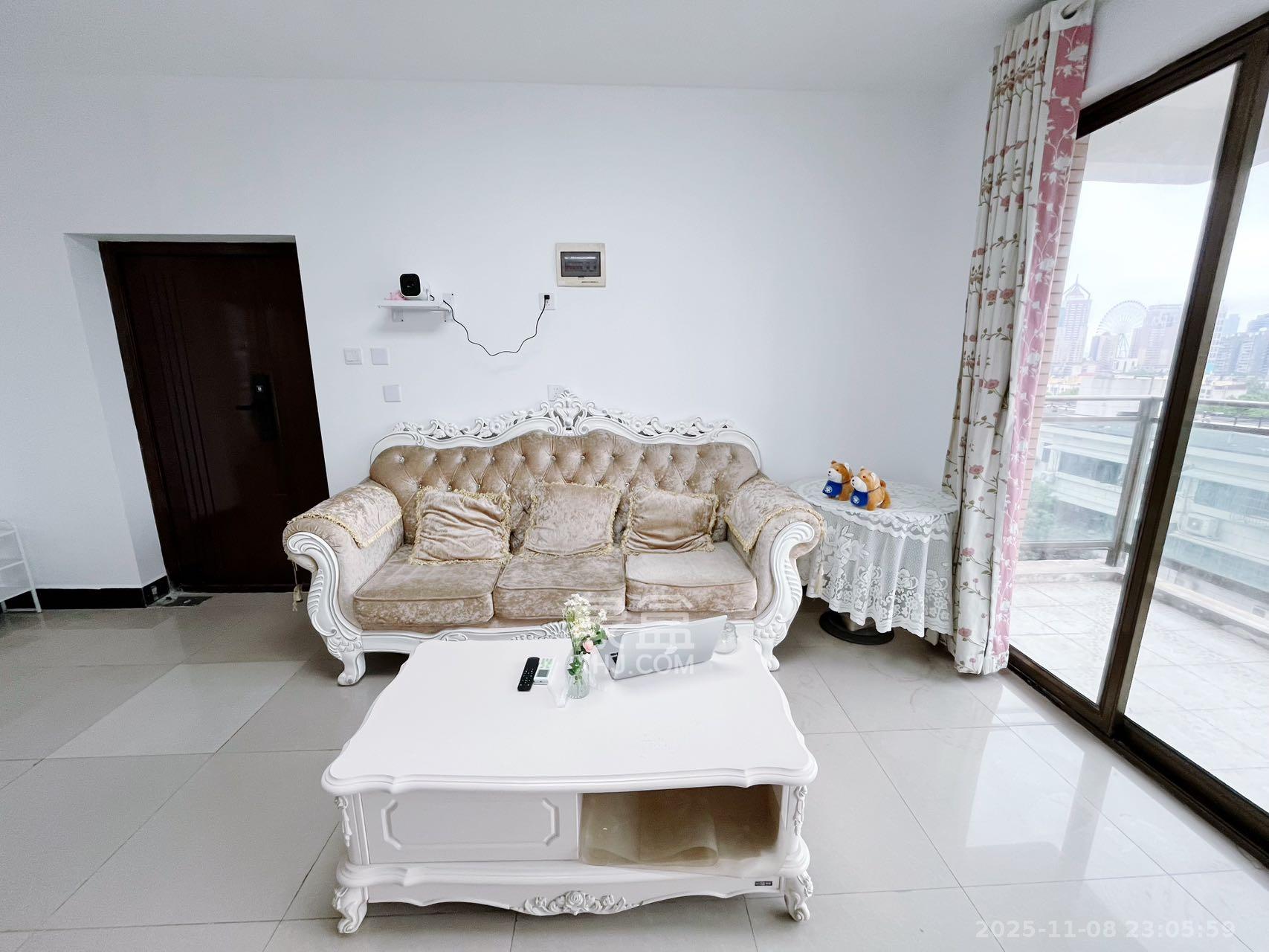 东上一品 4室2厅2卫 4100.0元/月 东上一品 4室2厅2卫 4100.0元/月室内图