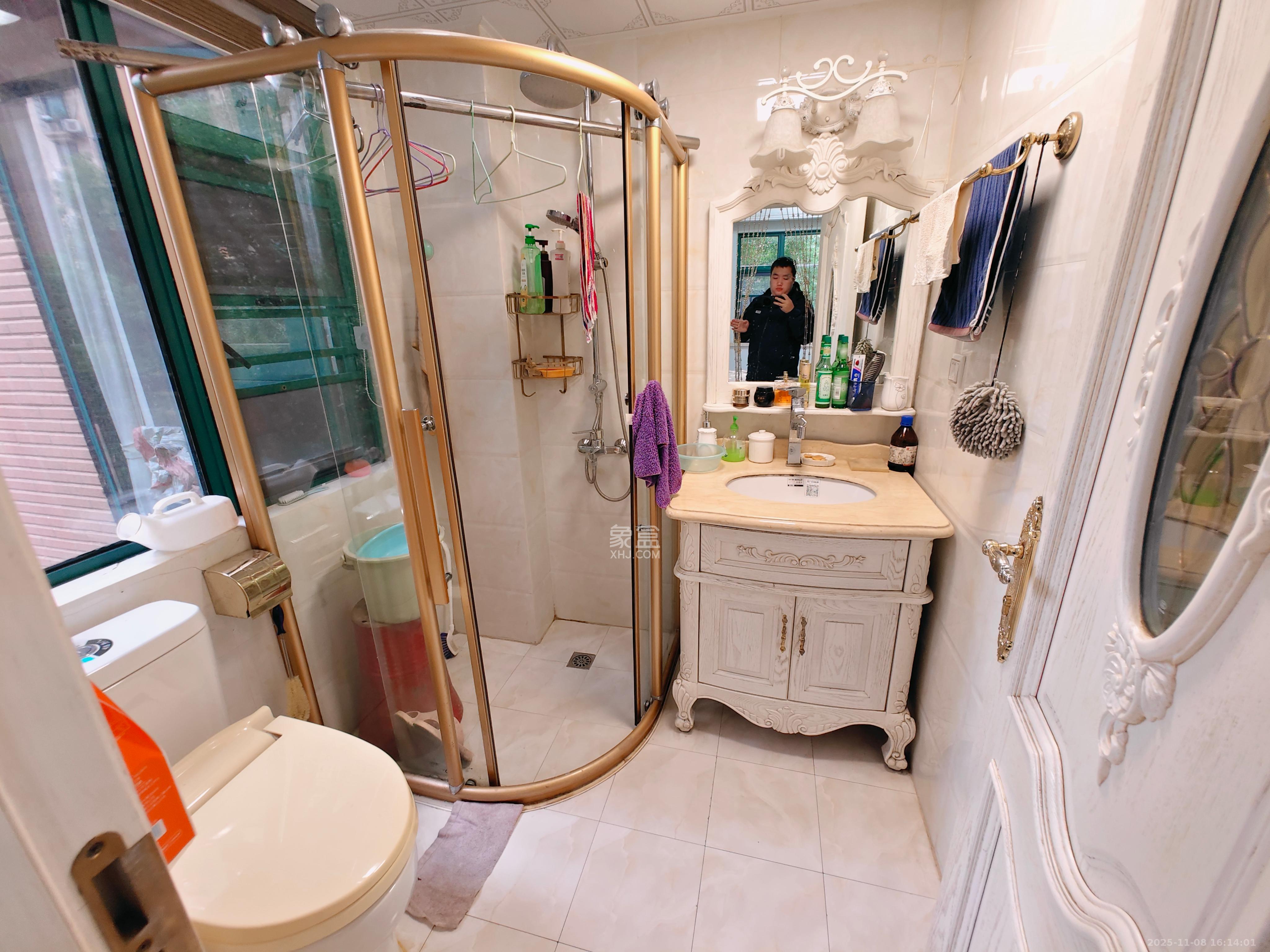 克拉美丽山庄(晟领国际) 5室2厅2卫 8000.0元/月 克拉美丽山庄(晟领国际) 5室2厅2卫 8000.0元/月室内图