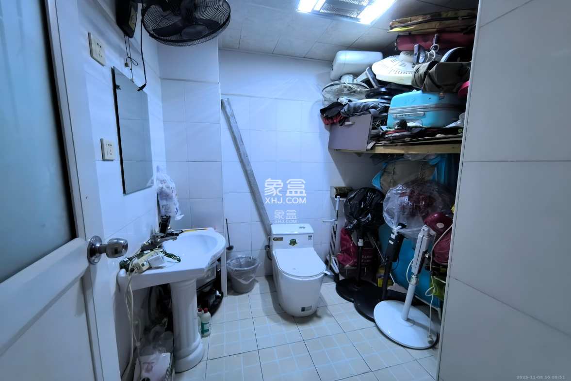 至雅小玲家园 3室2厅2卫 2200.0元/月 至雅小玲家园 3室2厅2卫 2200.0元/月室内图