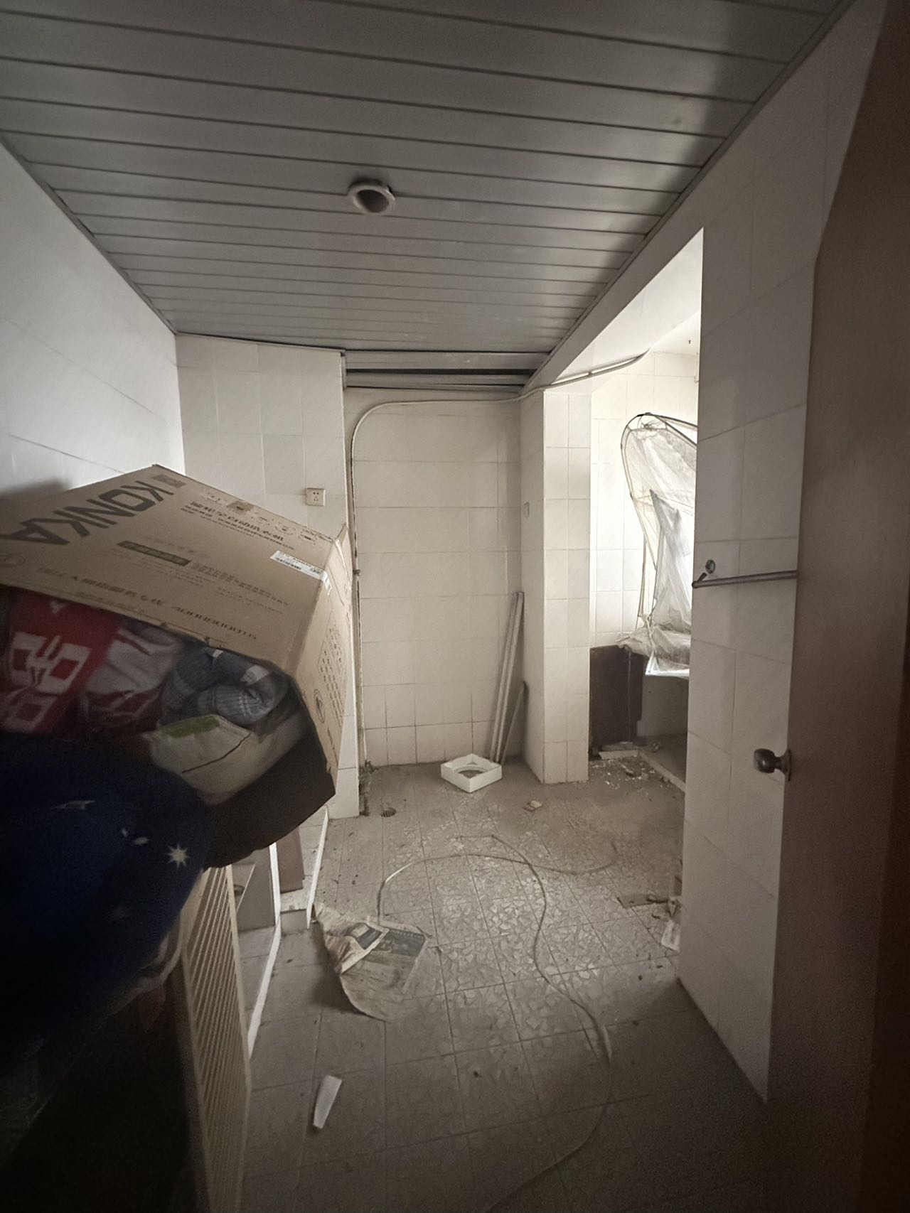 金泰大厦 1室0厅0卫 100.0万 金泰大厦 1室0厅0卫 100.0万室内图