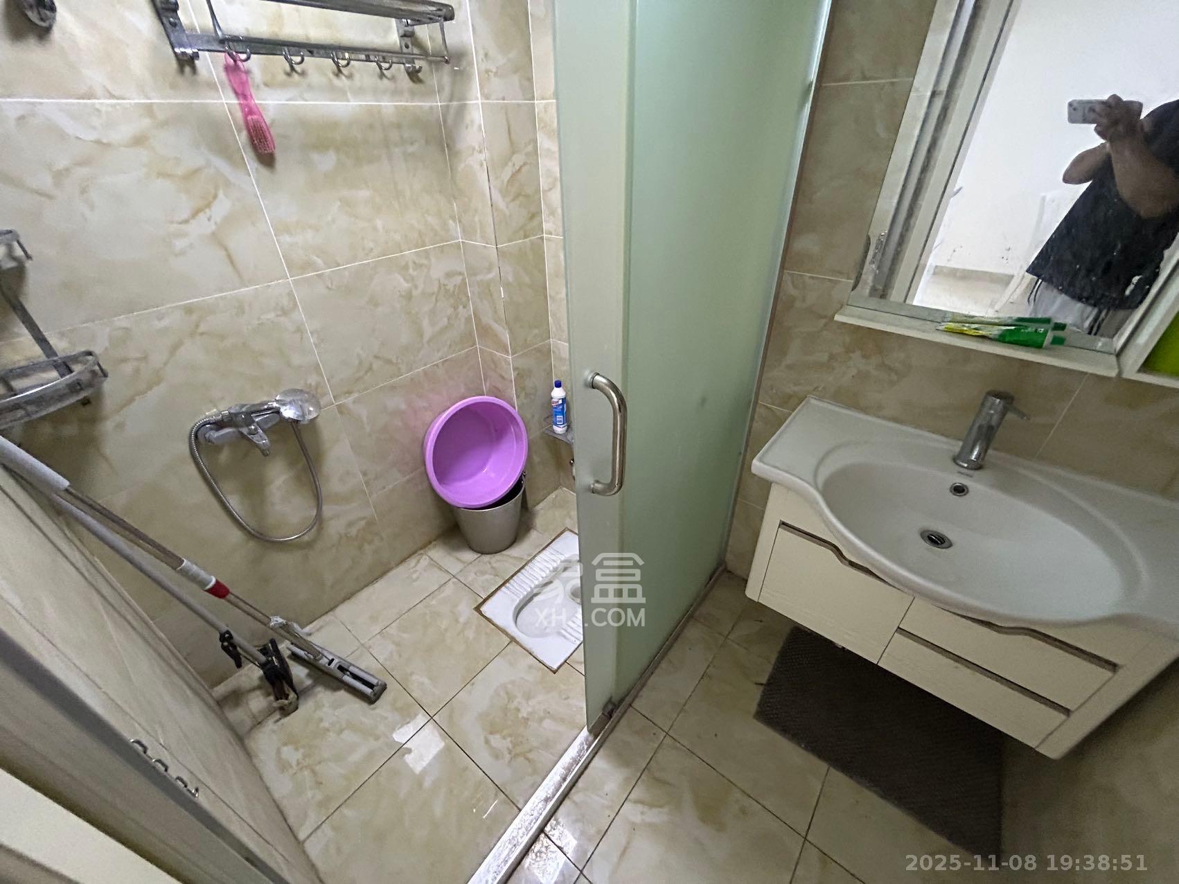 中房F联邦  2室1厅1卫    2000.0元/月室内图