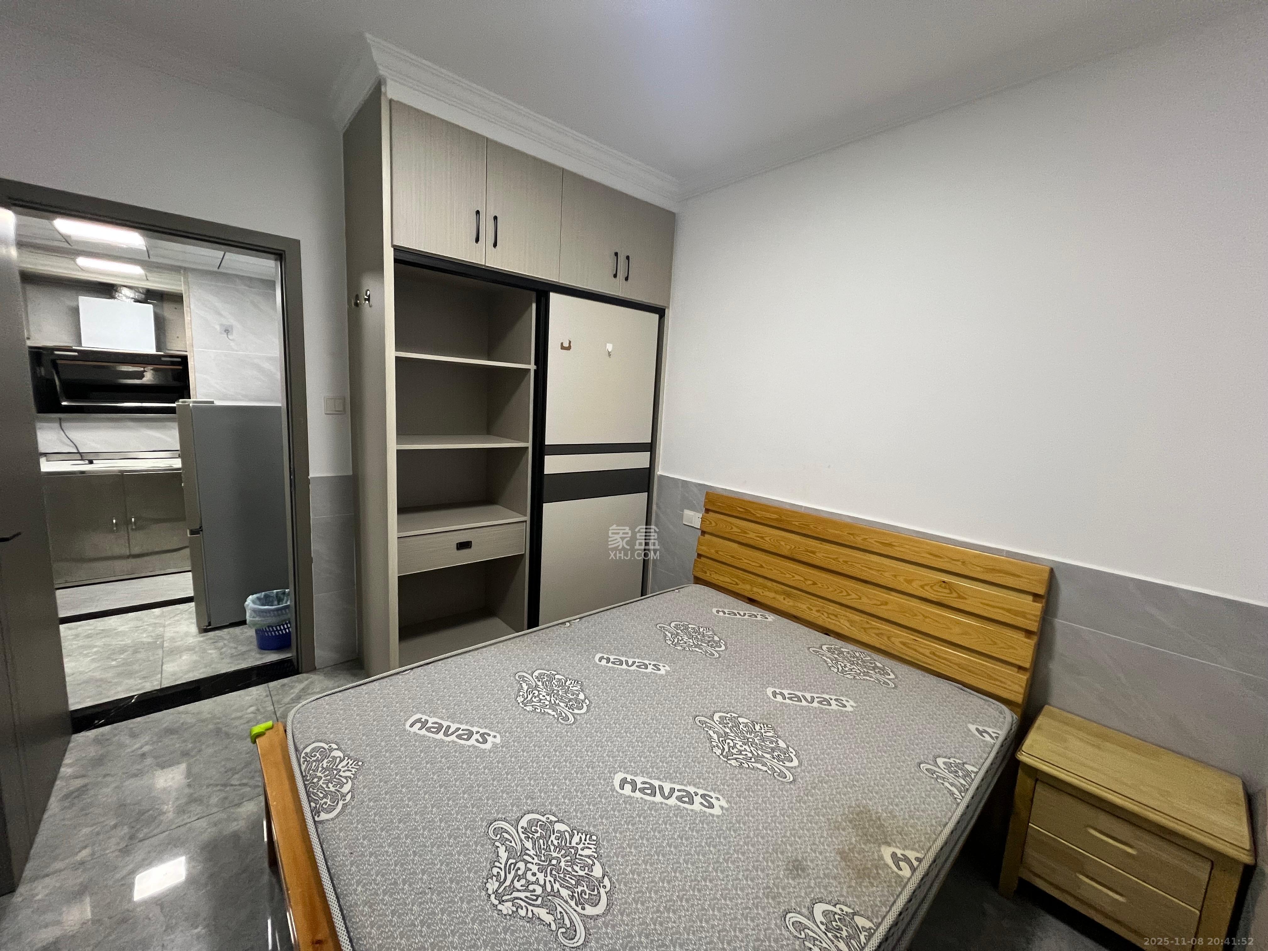 金侨风华府  1室0厅0卫    1400.0元/月室内图