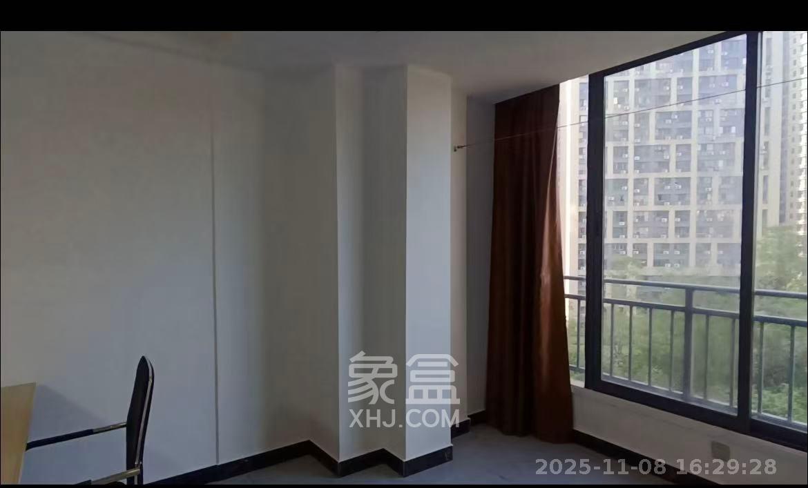 保利麓谷林语I区  1室1厅1卫    1500.0元/月室内图