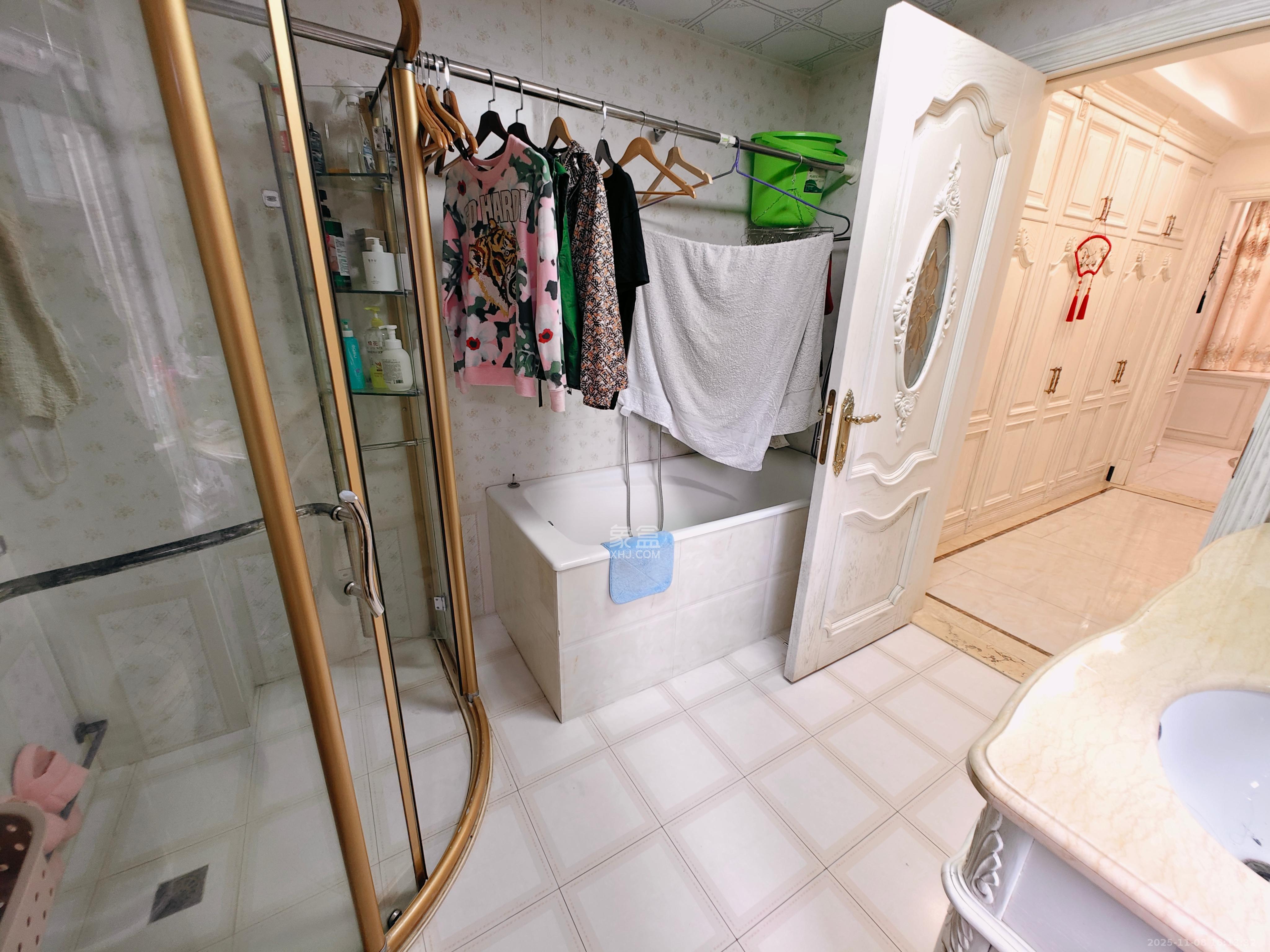 克拉美丽山庄（晟领国际）  5室2厅2卫    8000.0元/月室内图