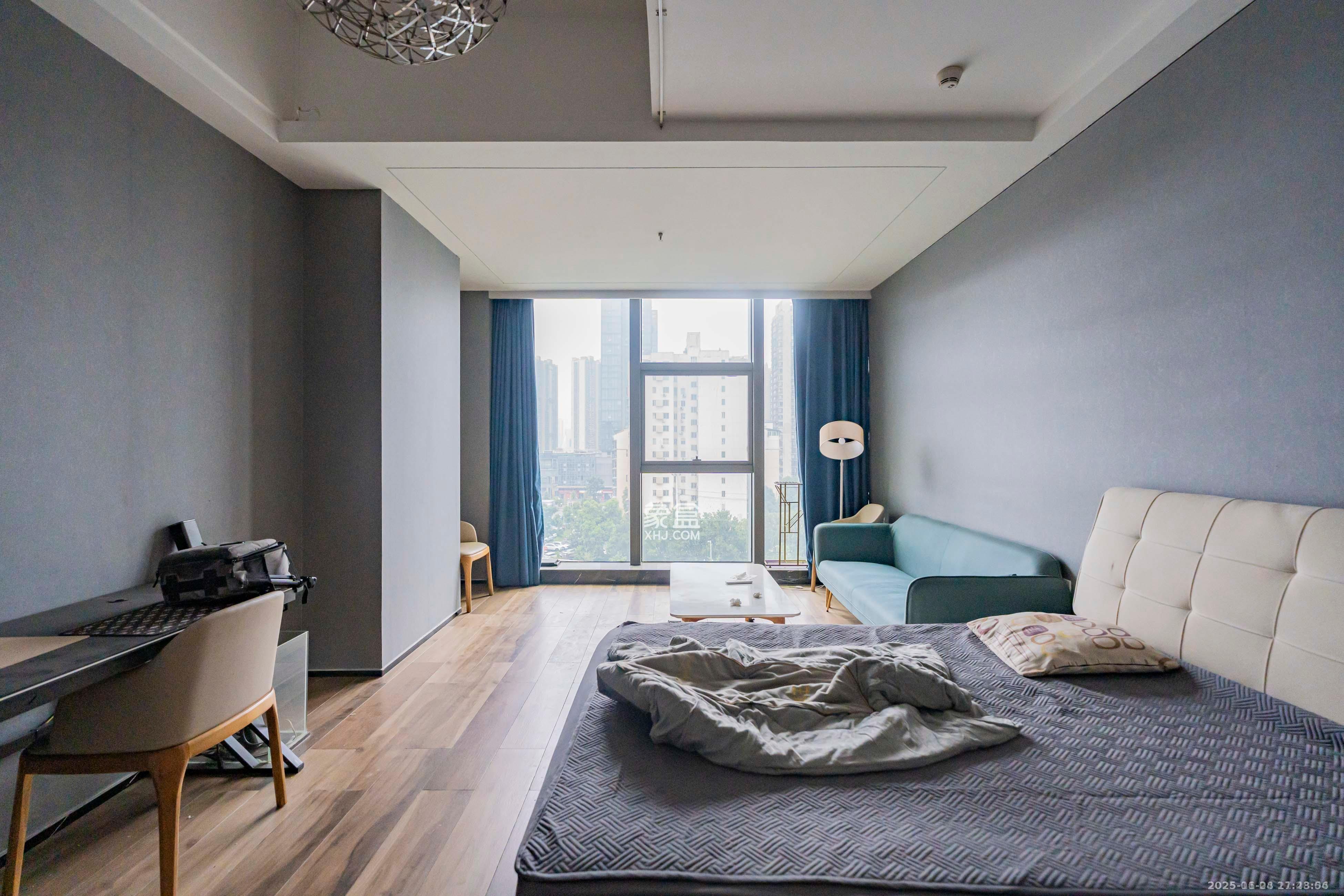 里约荟  1室1厅1卫    1900.0元/月