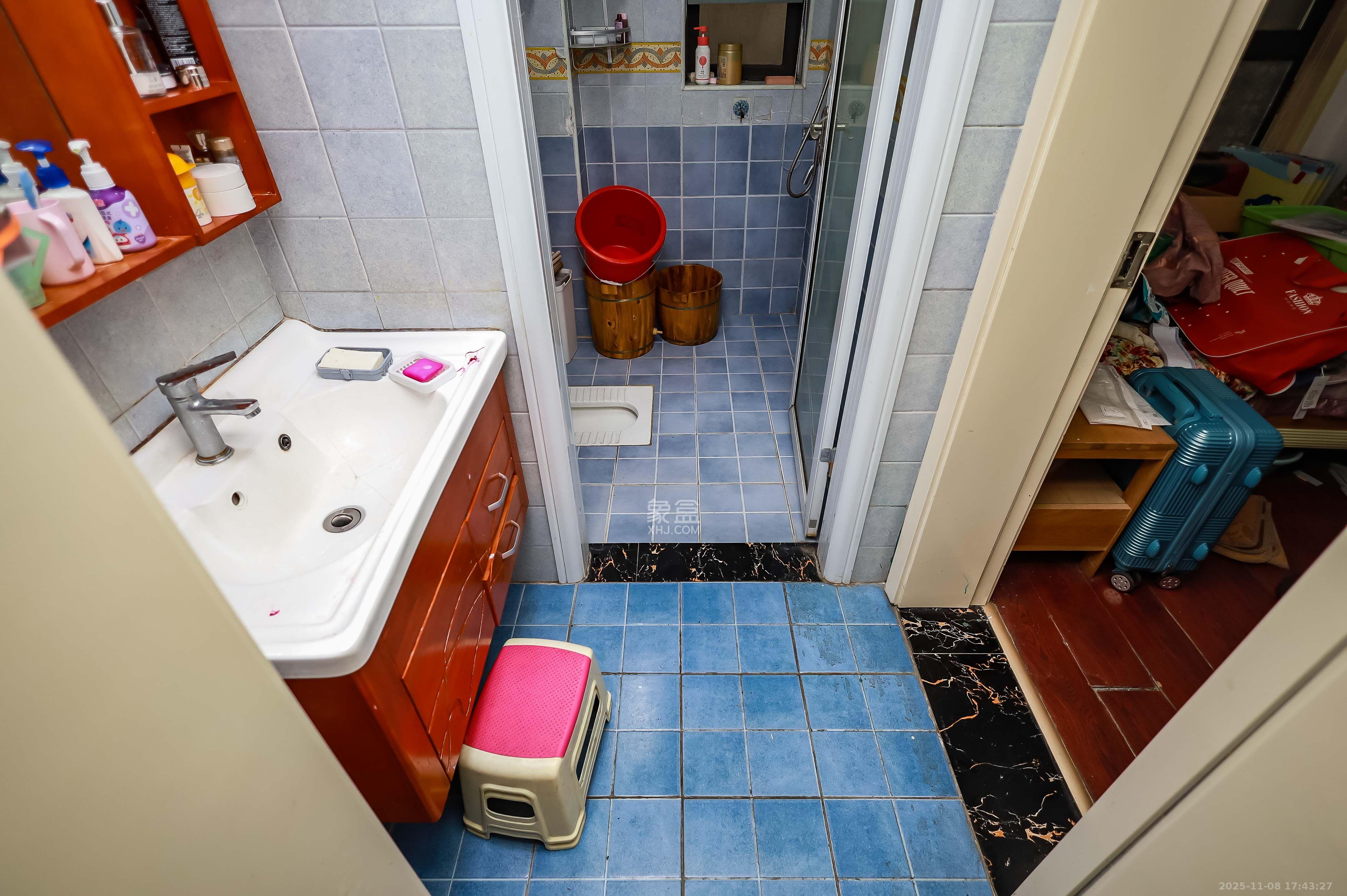 金科世界城  3室2厅1卫    2300.0元/月室内图