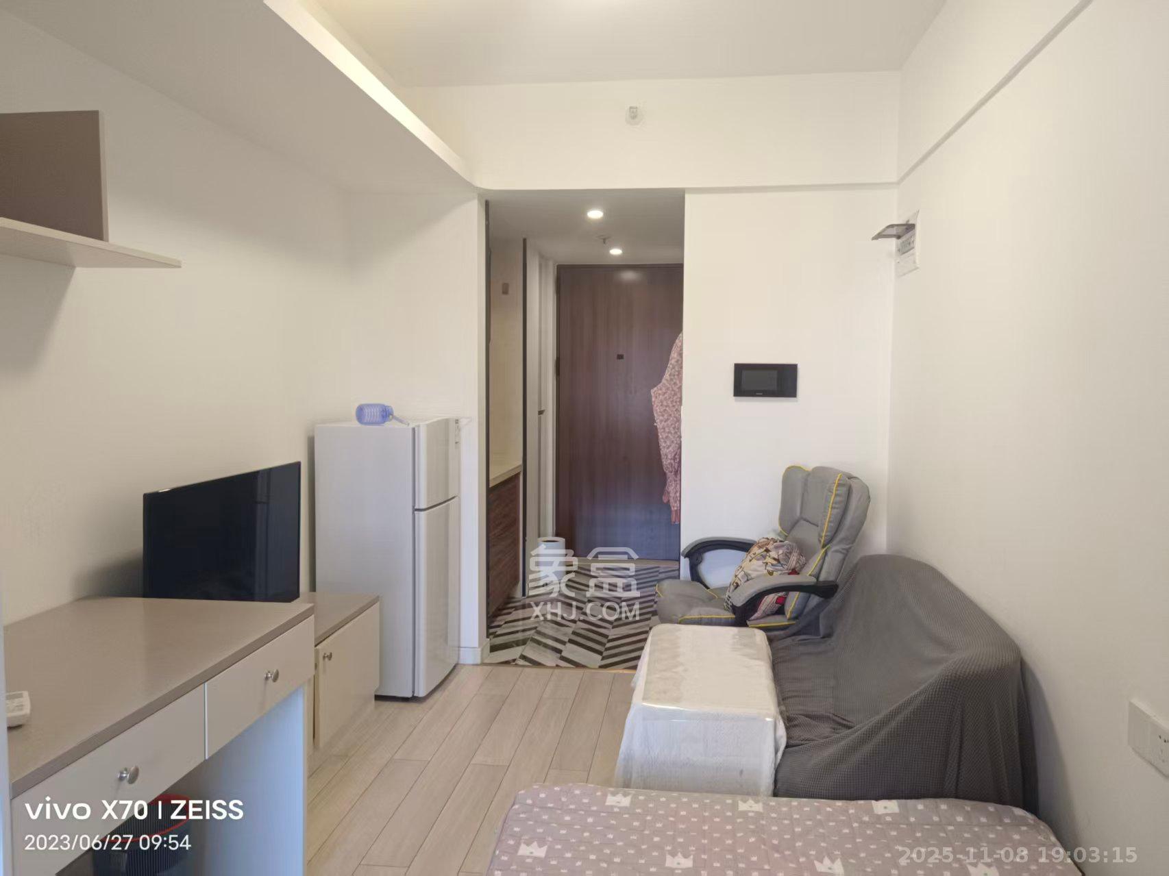 万科金域缇香 1室1厅1卫 1300.0元/月 万科金域缇香 1室1厅1卫 1300.0元/月室内图