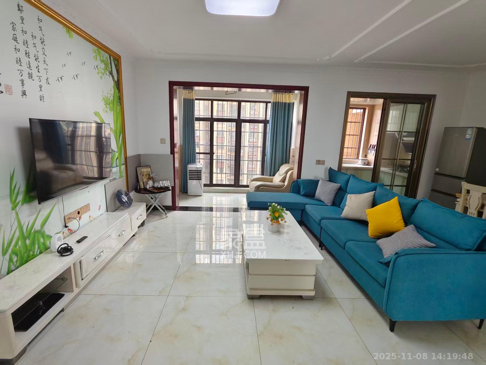 东方美地  3室2厅1卫    2400.0元/月