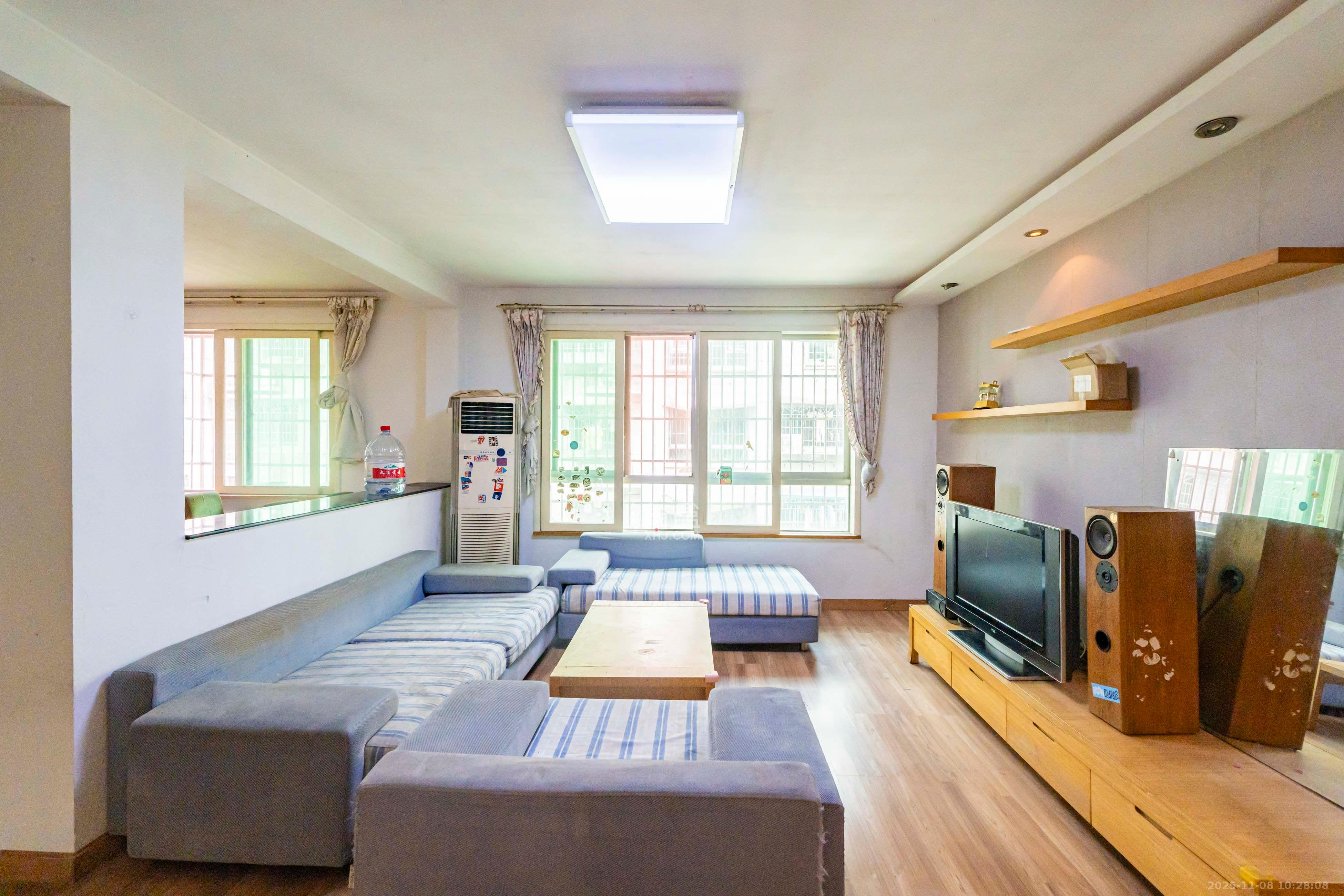 竹韵商居 3室2厅2卫 2500.0元/月 竹韵商居 3室2厅2卫 2500.0元/月室内图