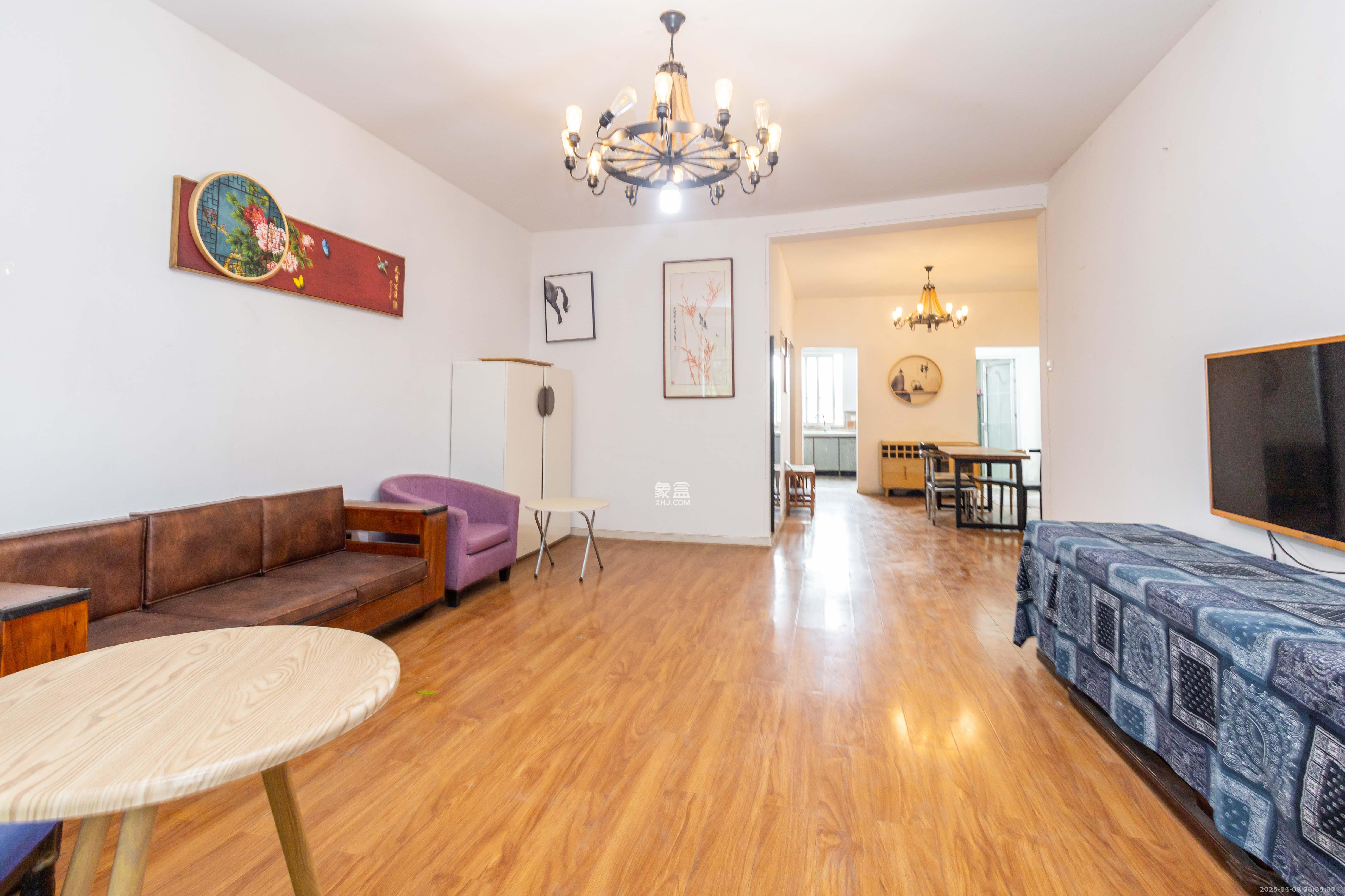 星城福邸（雄天朗郡）  3室2厅2卫    2000.0元/月室内图