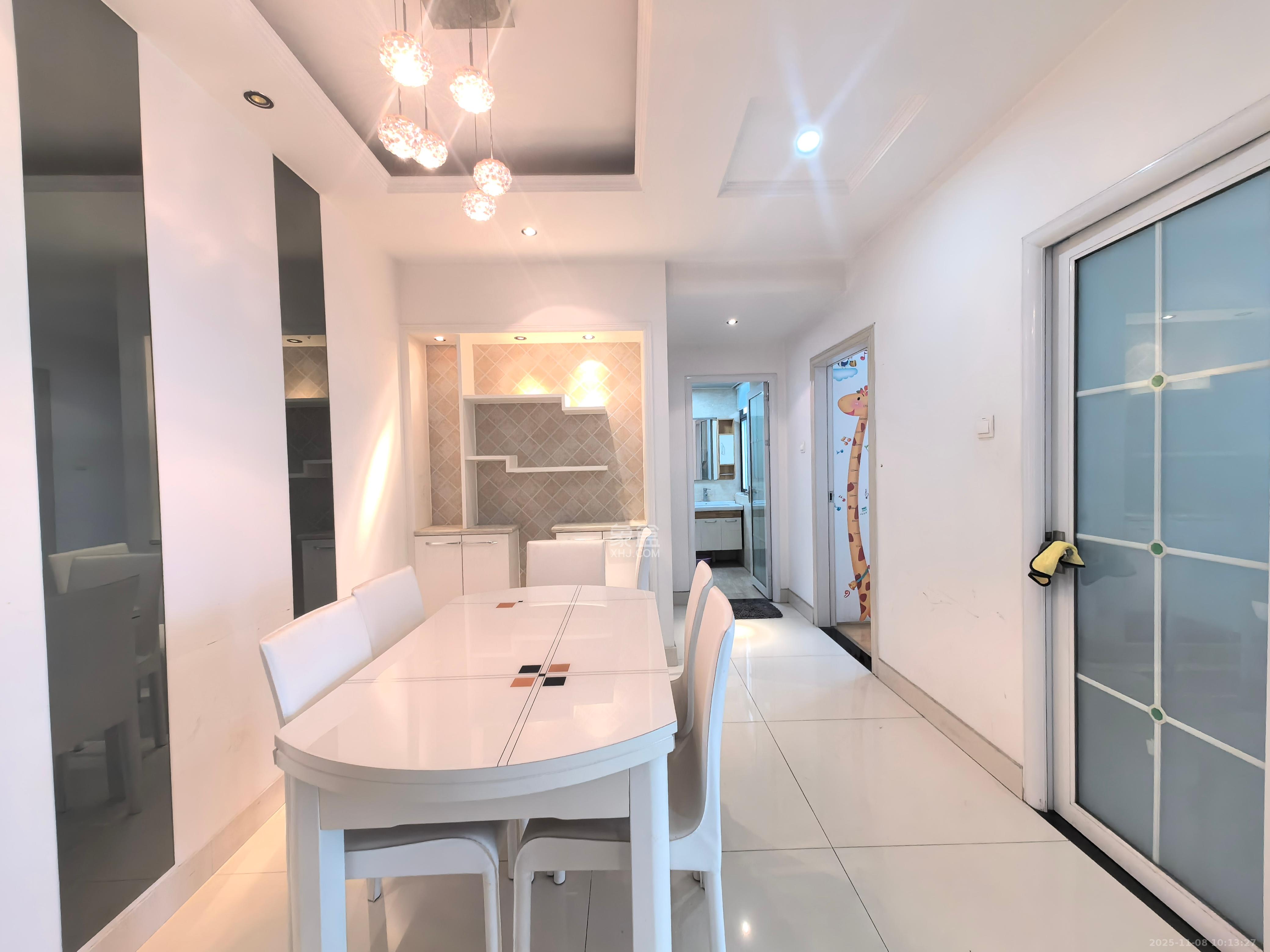 星城映象  2室2厅1卫    2500.0元/月室内图