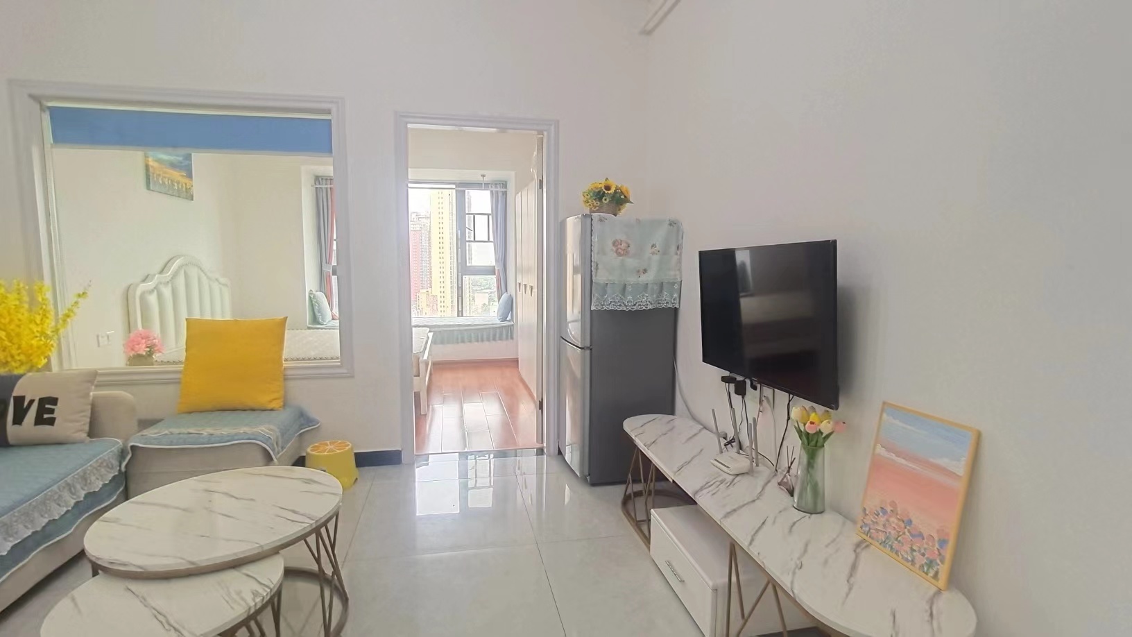 江岸公馆  1室1厅1卫    1500.0元/月室内图