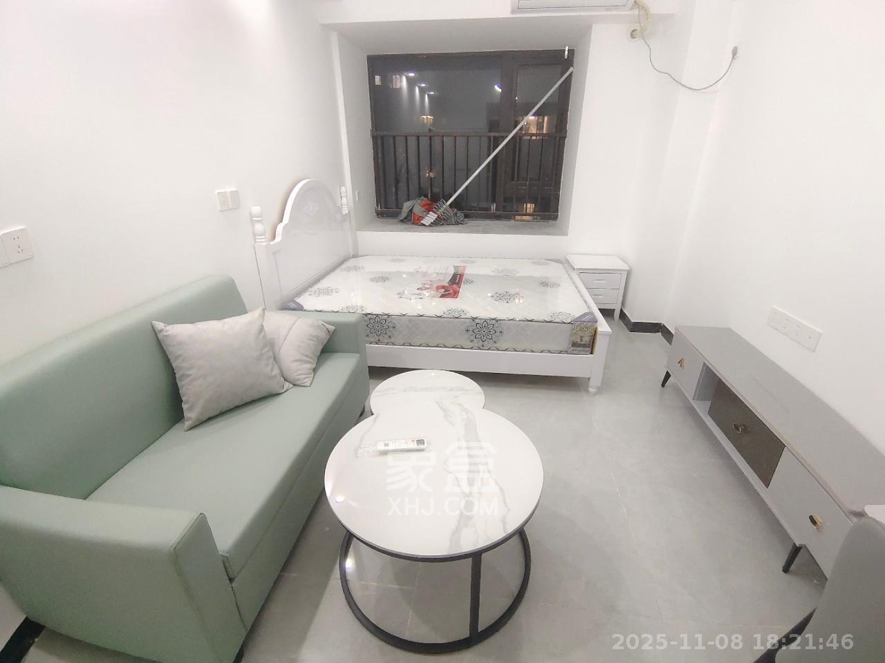 保利海德公园  1室1厅1卫    1600.0元/月