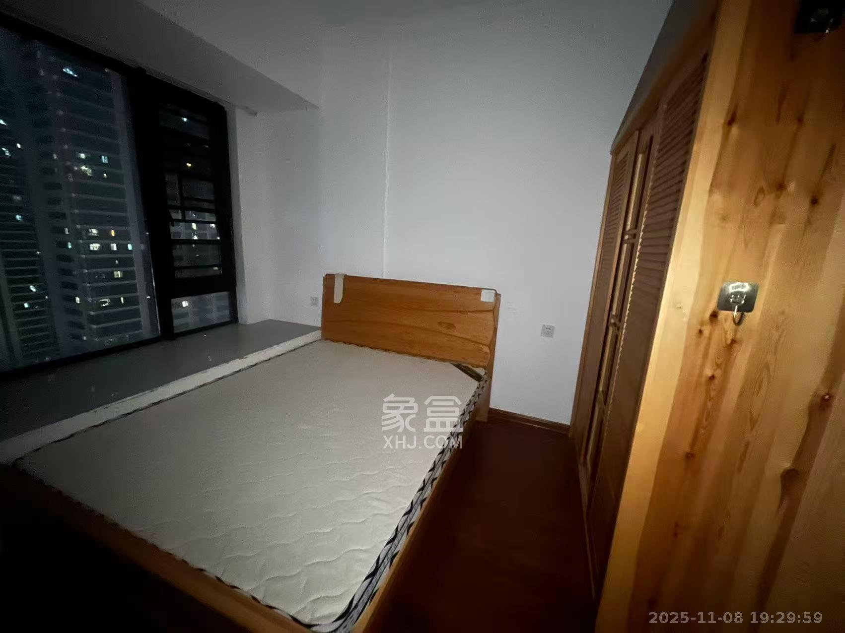 建发央著 3室2厅1卫 3200.0元/月 建发央著 3室2厅1卫 3200.0元/月室内图