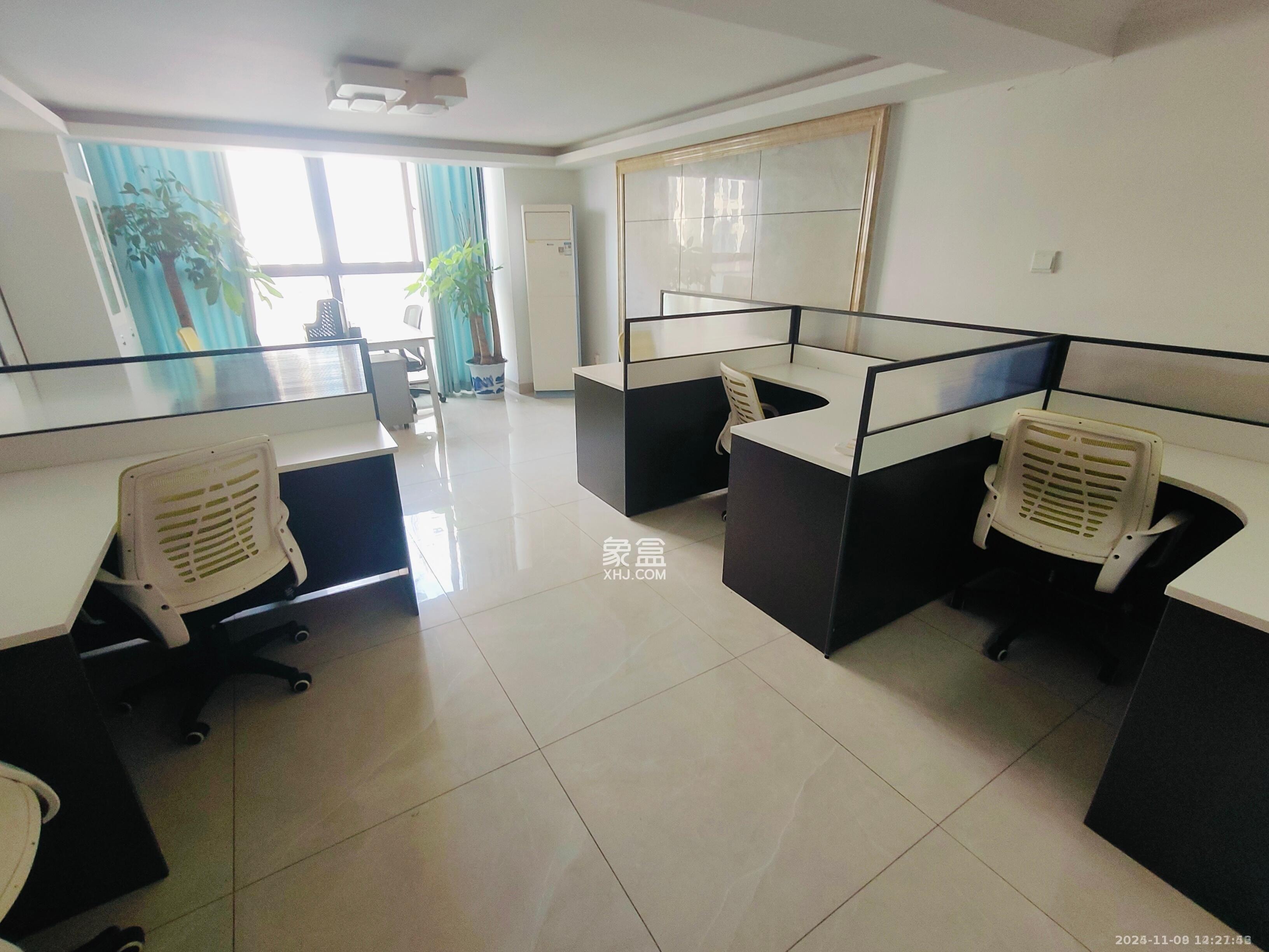 金科时代中心  1室1厅1卫    1700.0元/月