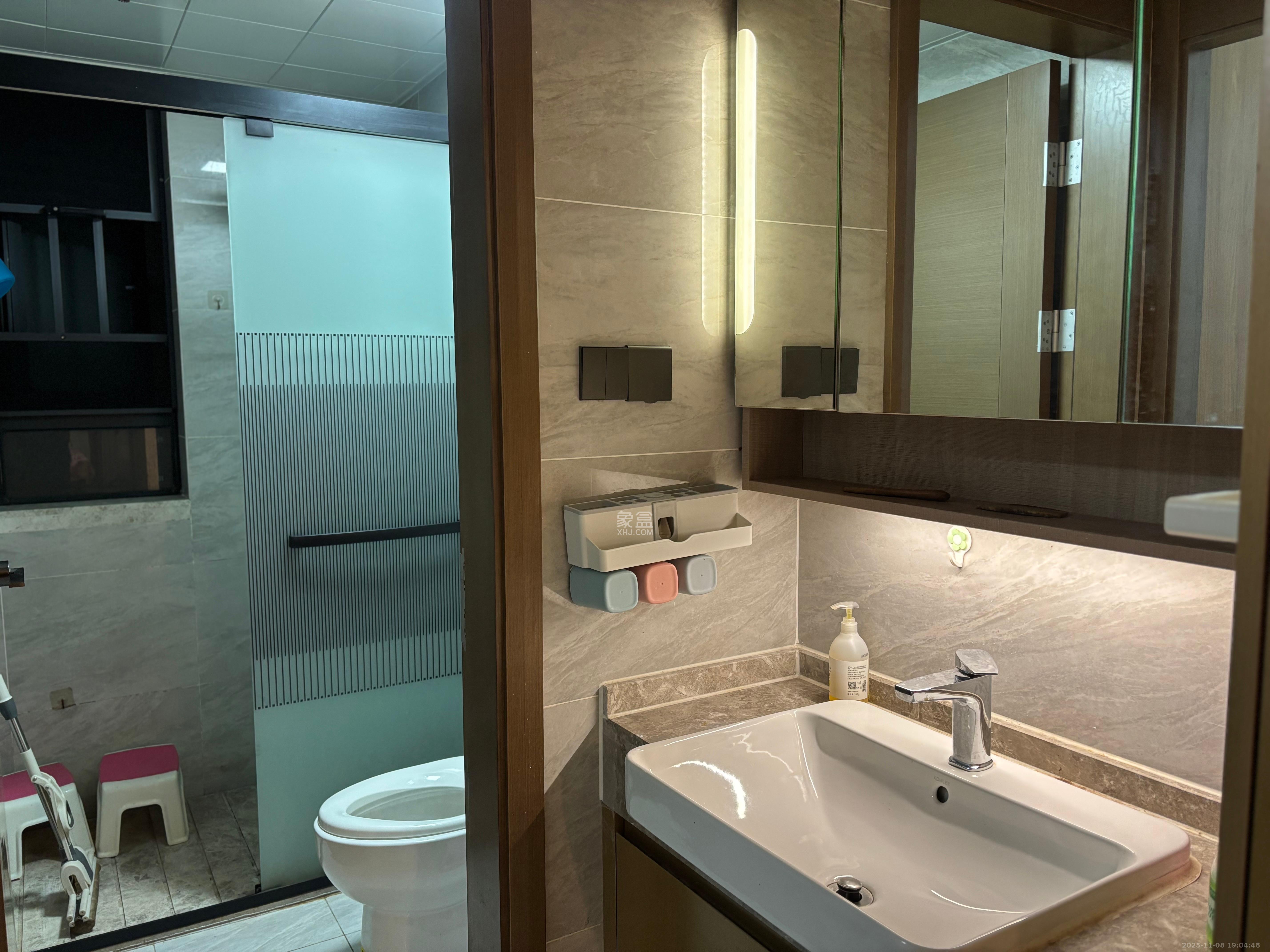 万科魅力之城天阔里  3室2厅2卫    2750.0元/月室内图