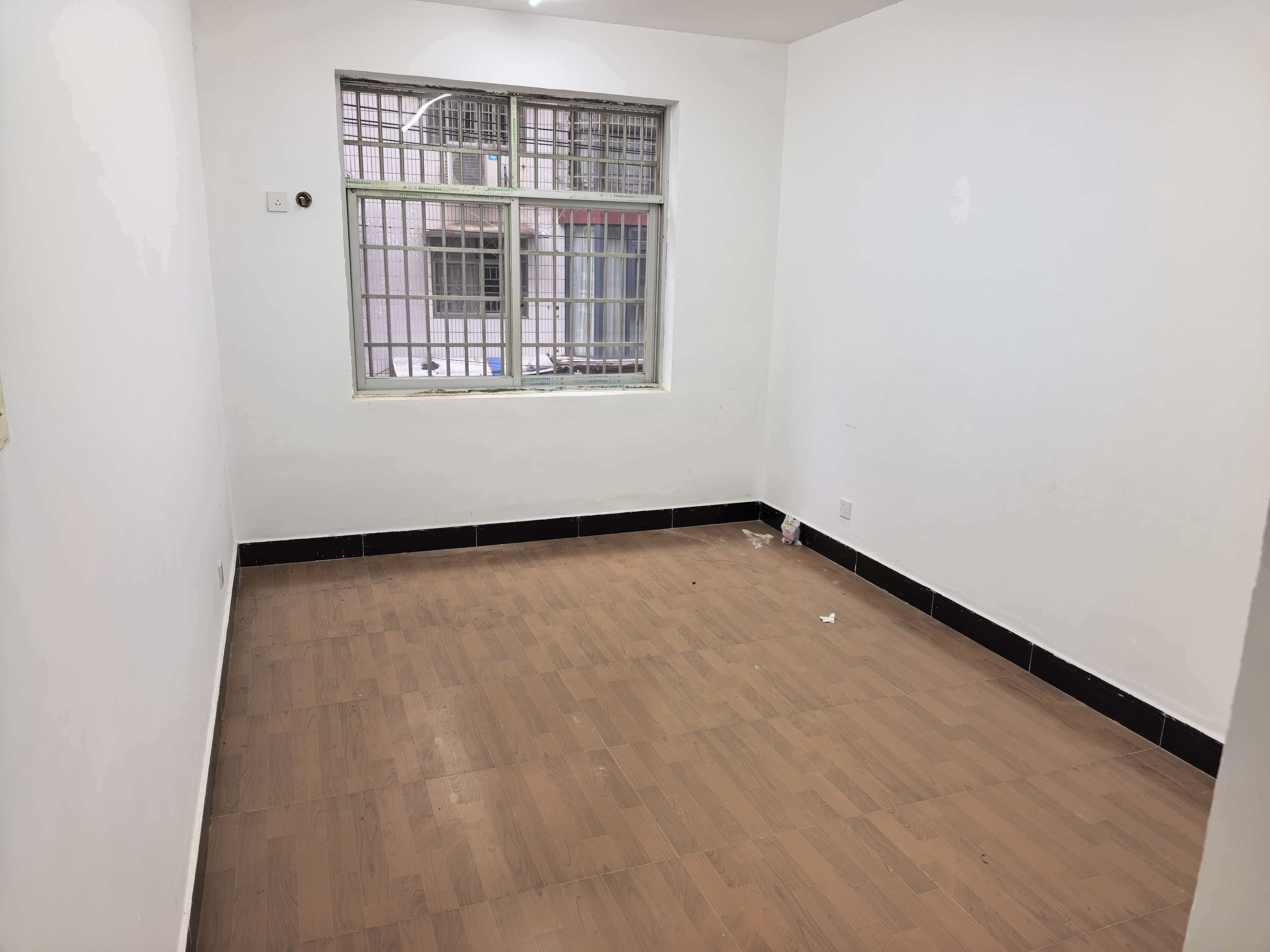 百欣小区 1室0厅0卫 1250.0元/月 百欣小区 1室0厅0卫 1250.0元/月室内图